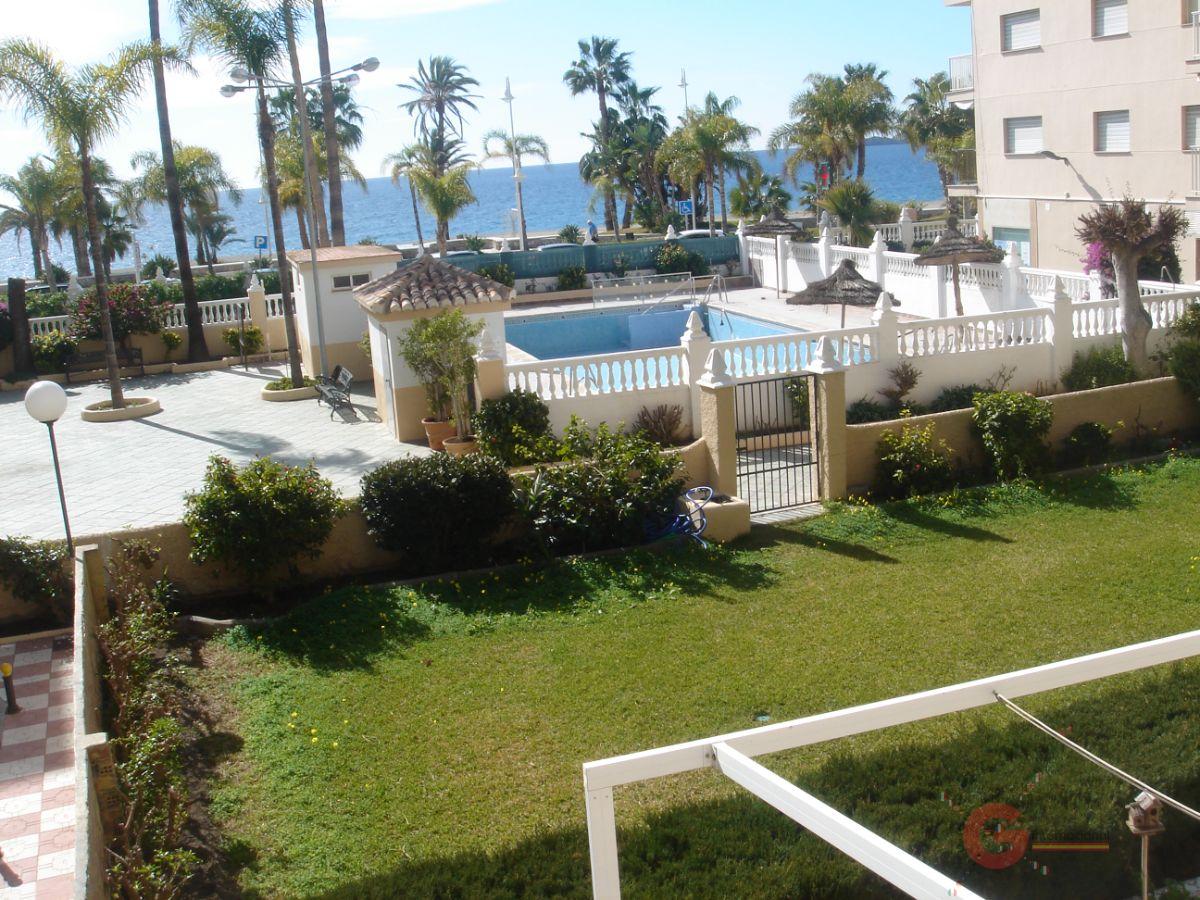 For sale of apartment in Almuñécar