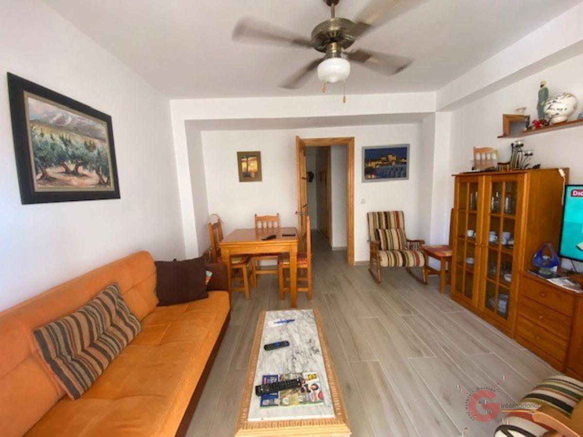 For sale of apartment in Almuñécar