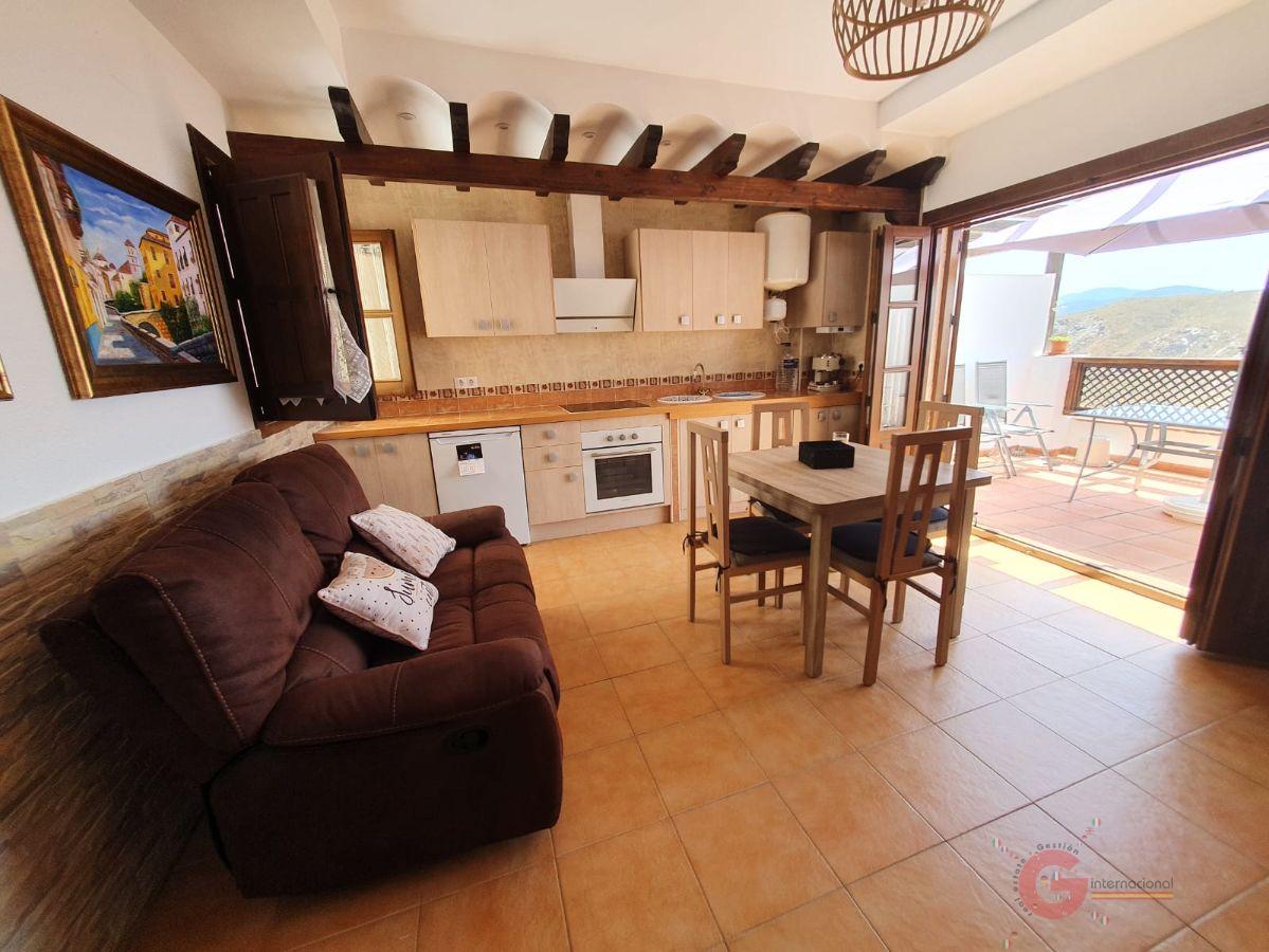 For sale of apartment in Carataunas