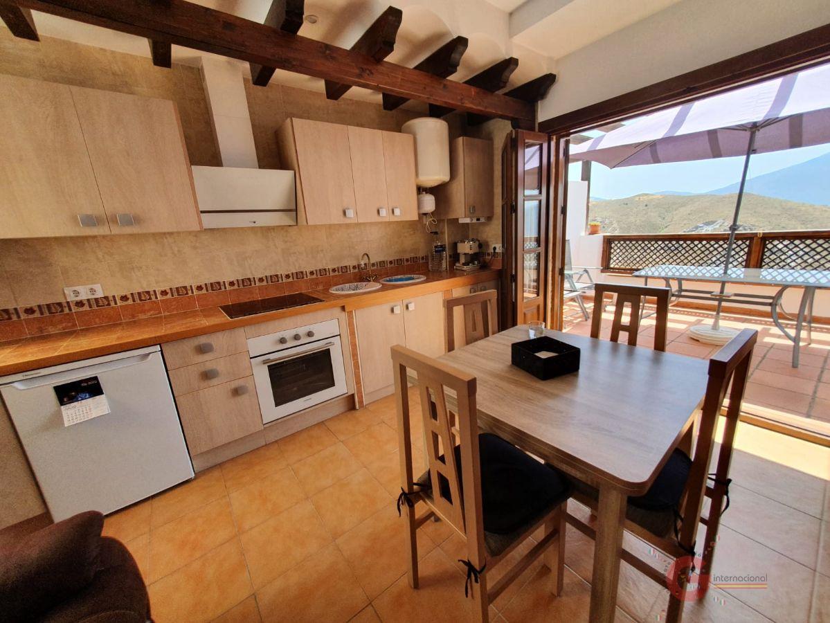 For sale of apartment in Carataunas