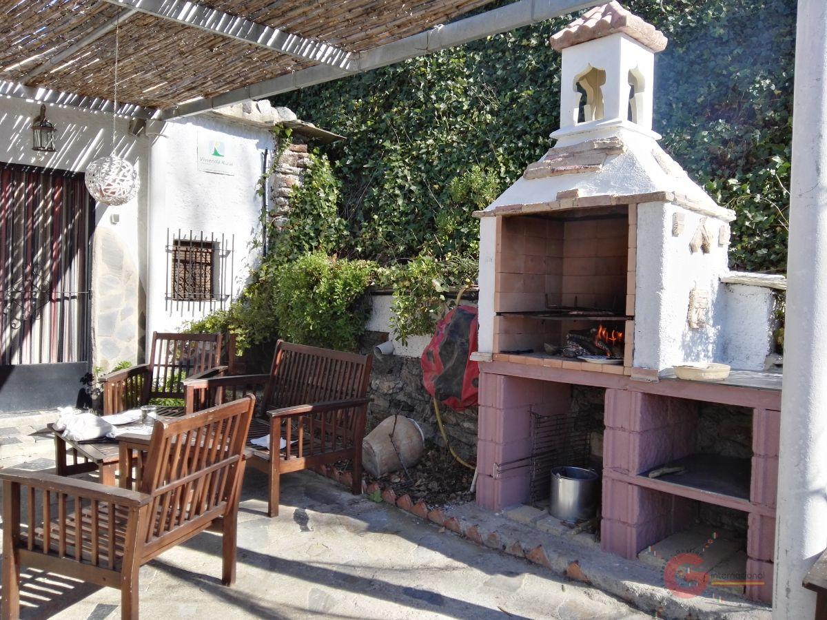 Venta de finca rústica en Torvizcón