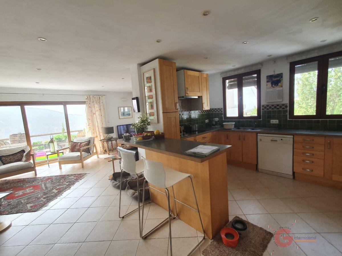 Venta de finca rústica en Pórtugos