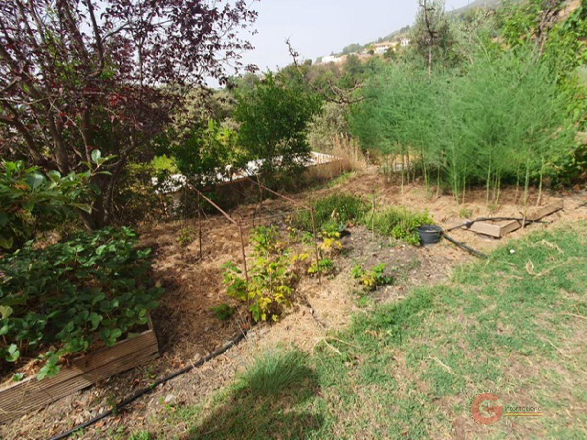 Venta de finca rústica en Pórtugos