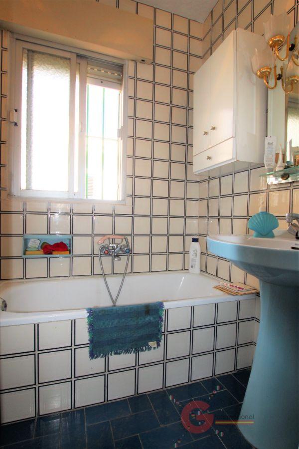 For sale of house in Motril
