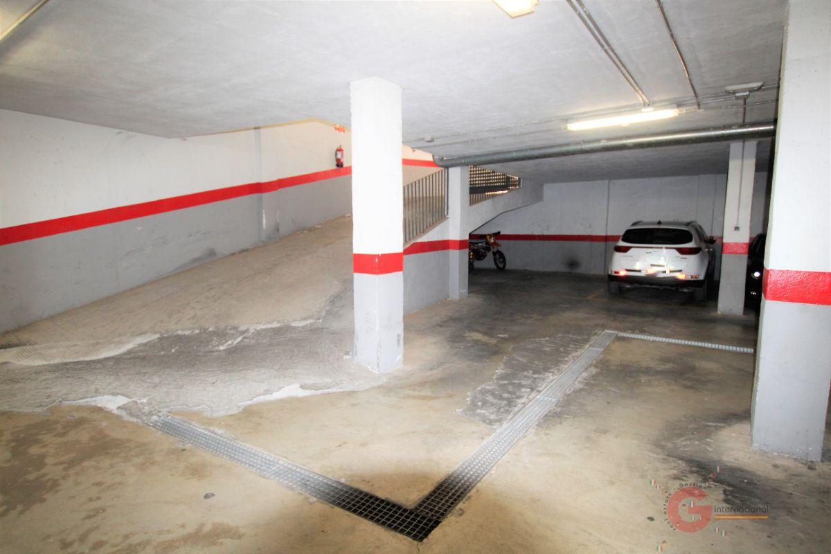 For sale of garage in Motril