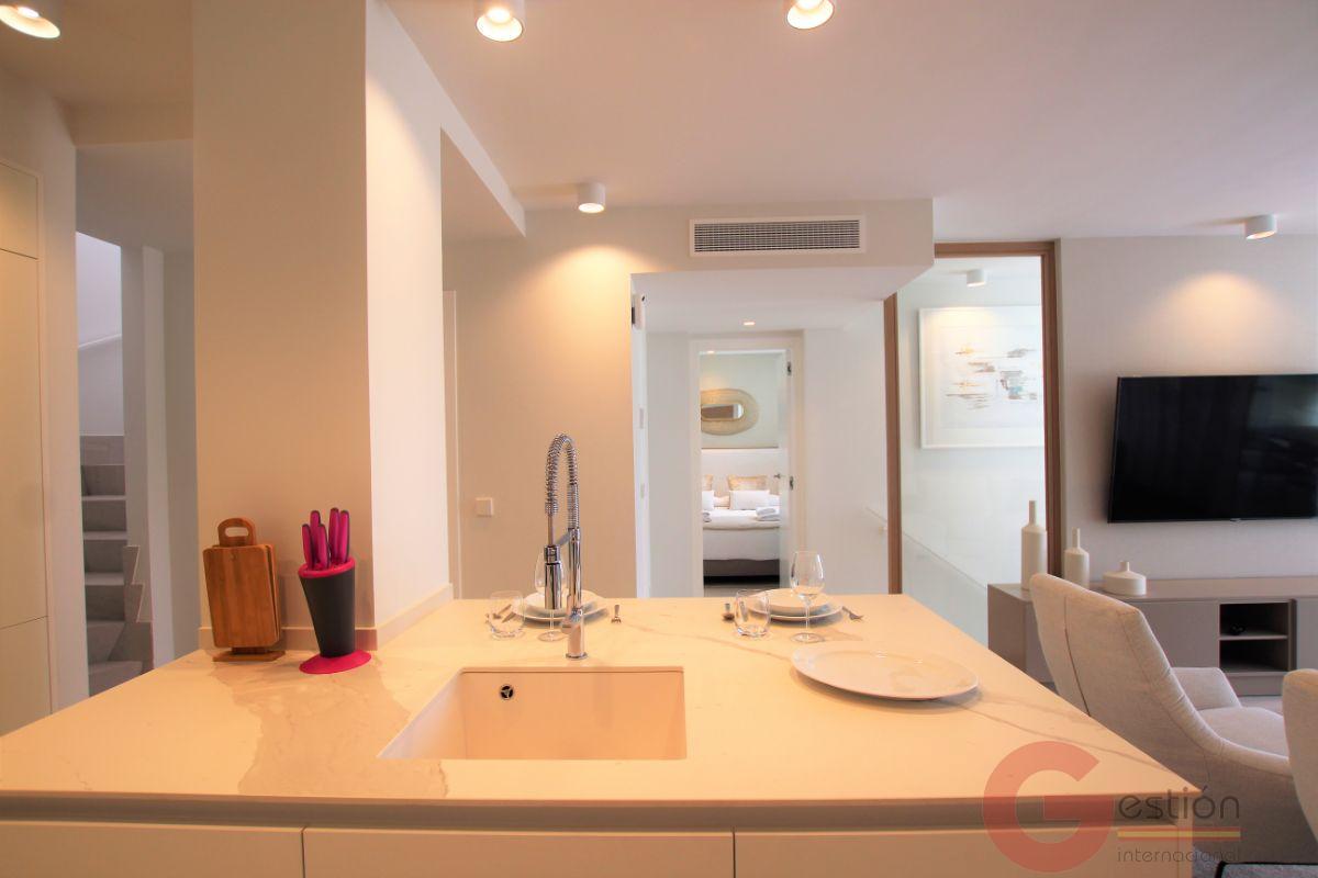 For sale of chalet in La Herradura