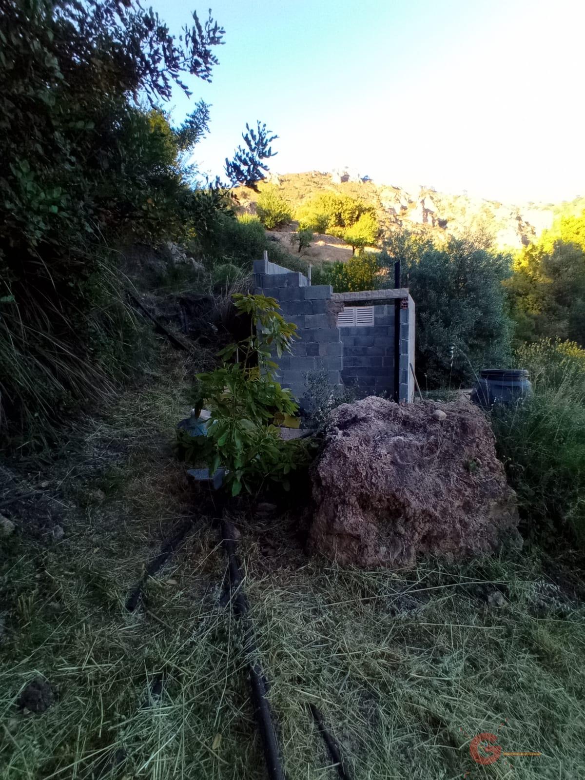 For sale of land in Guájar Alto