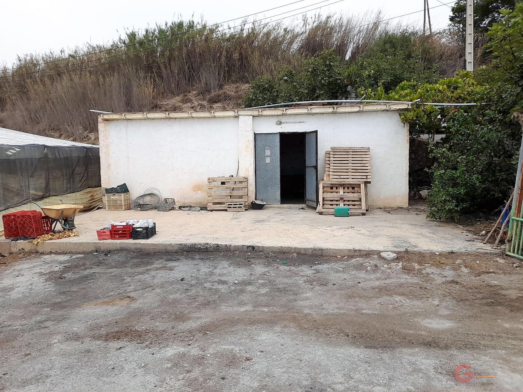 For sale of land in Motril