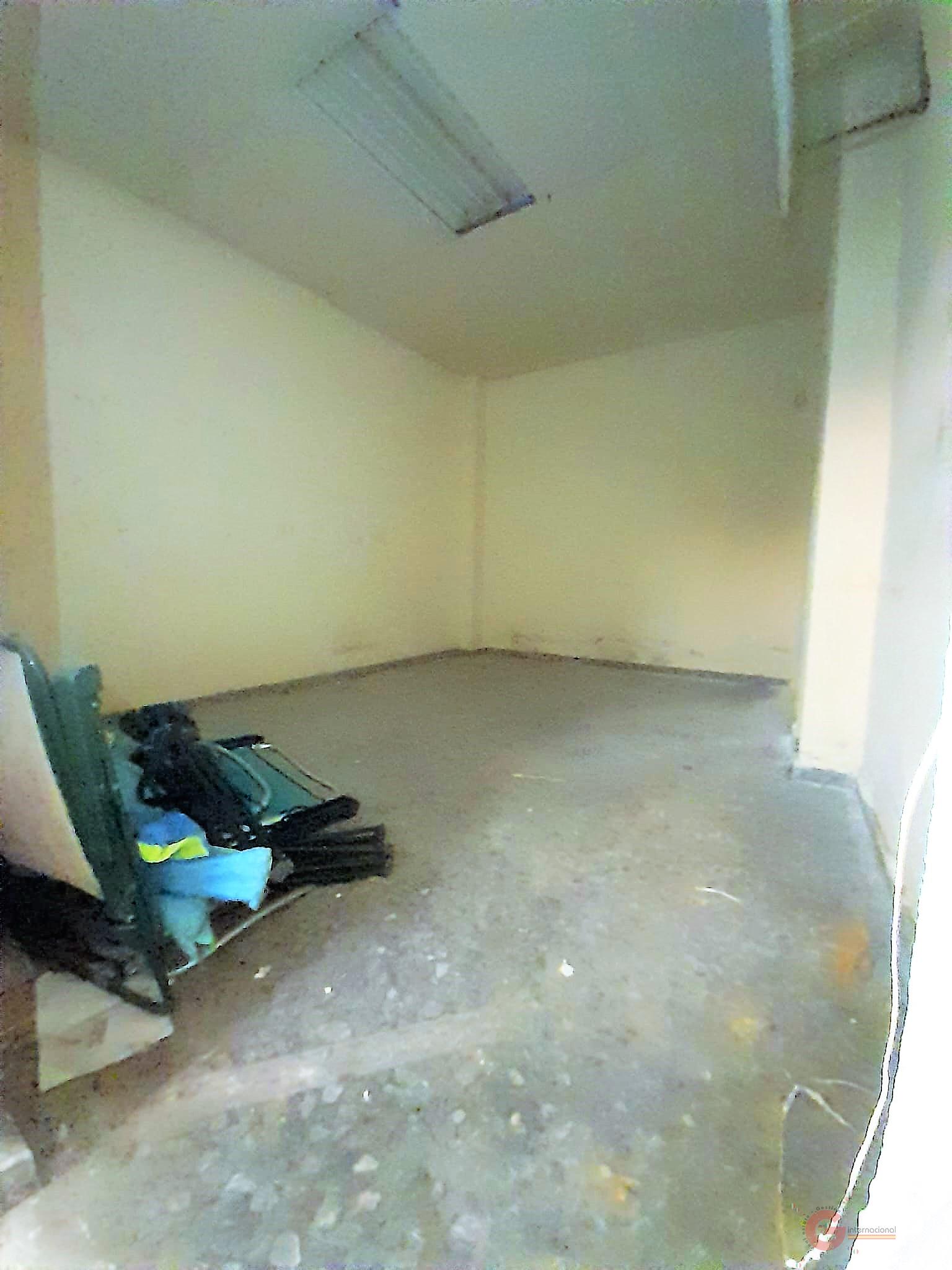 For sale of commercial in Motril