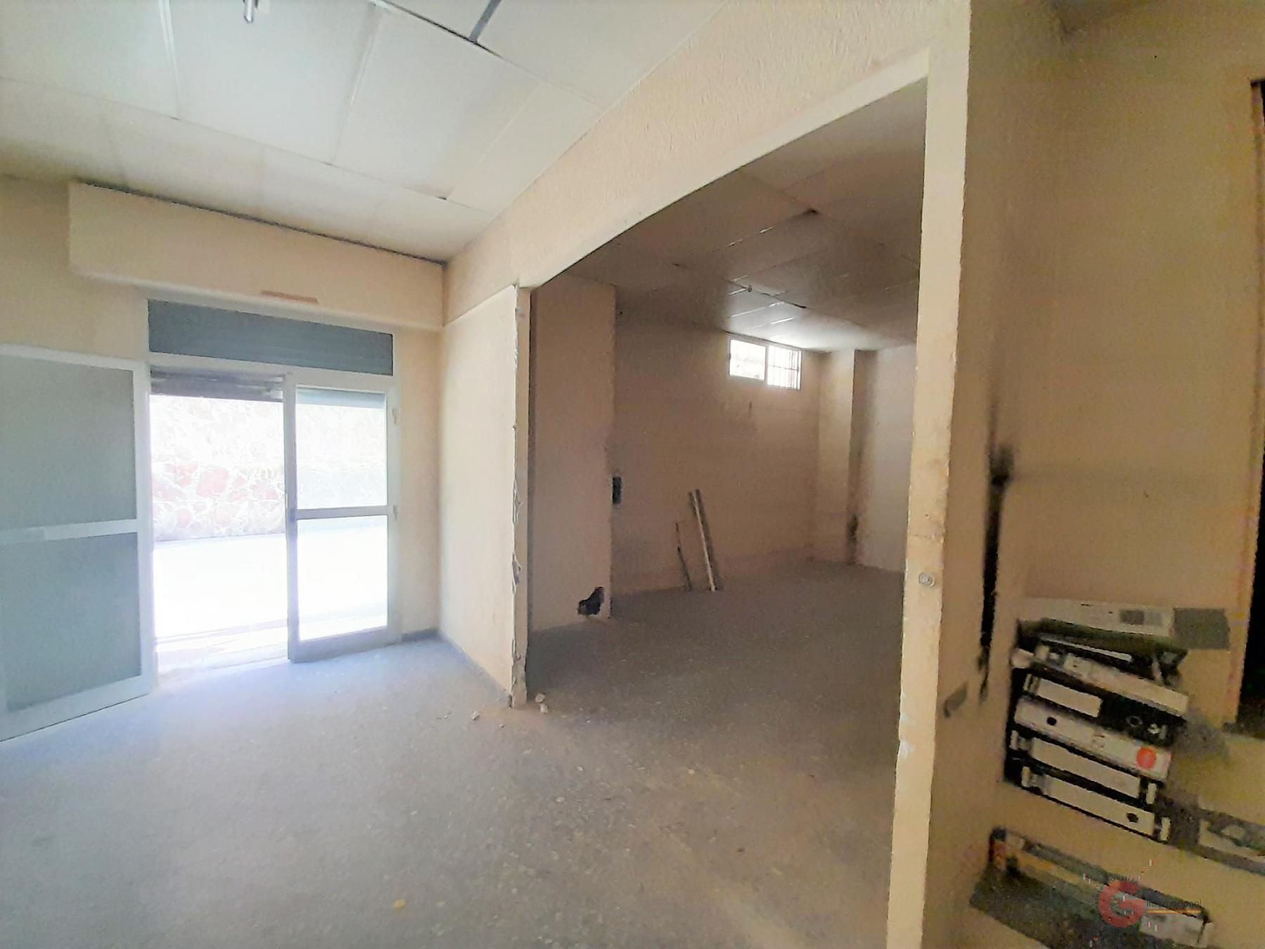 For sale of commercial in Motril