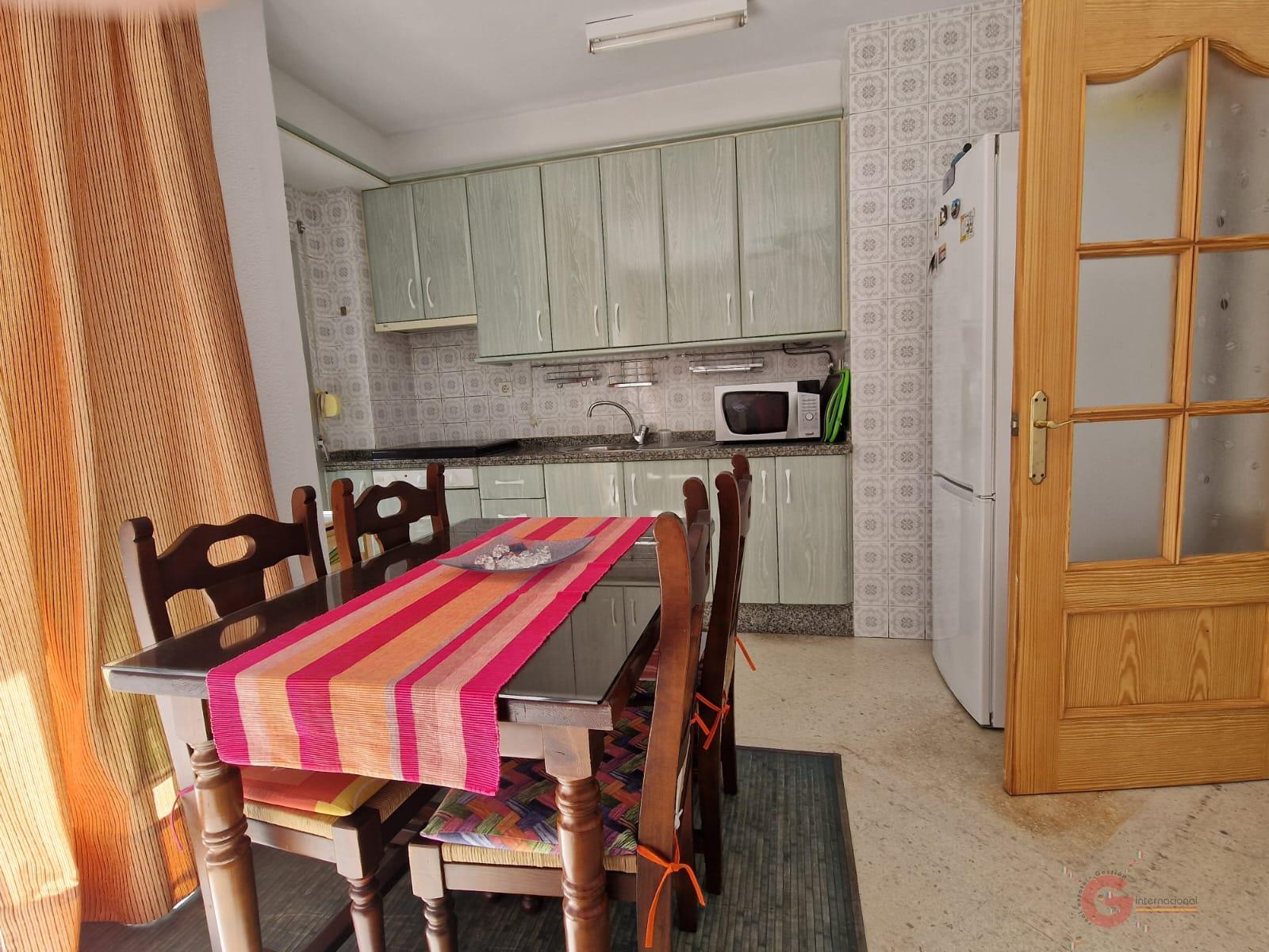 For sale of flat in Salobreña