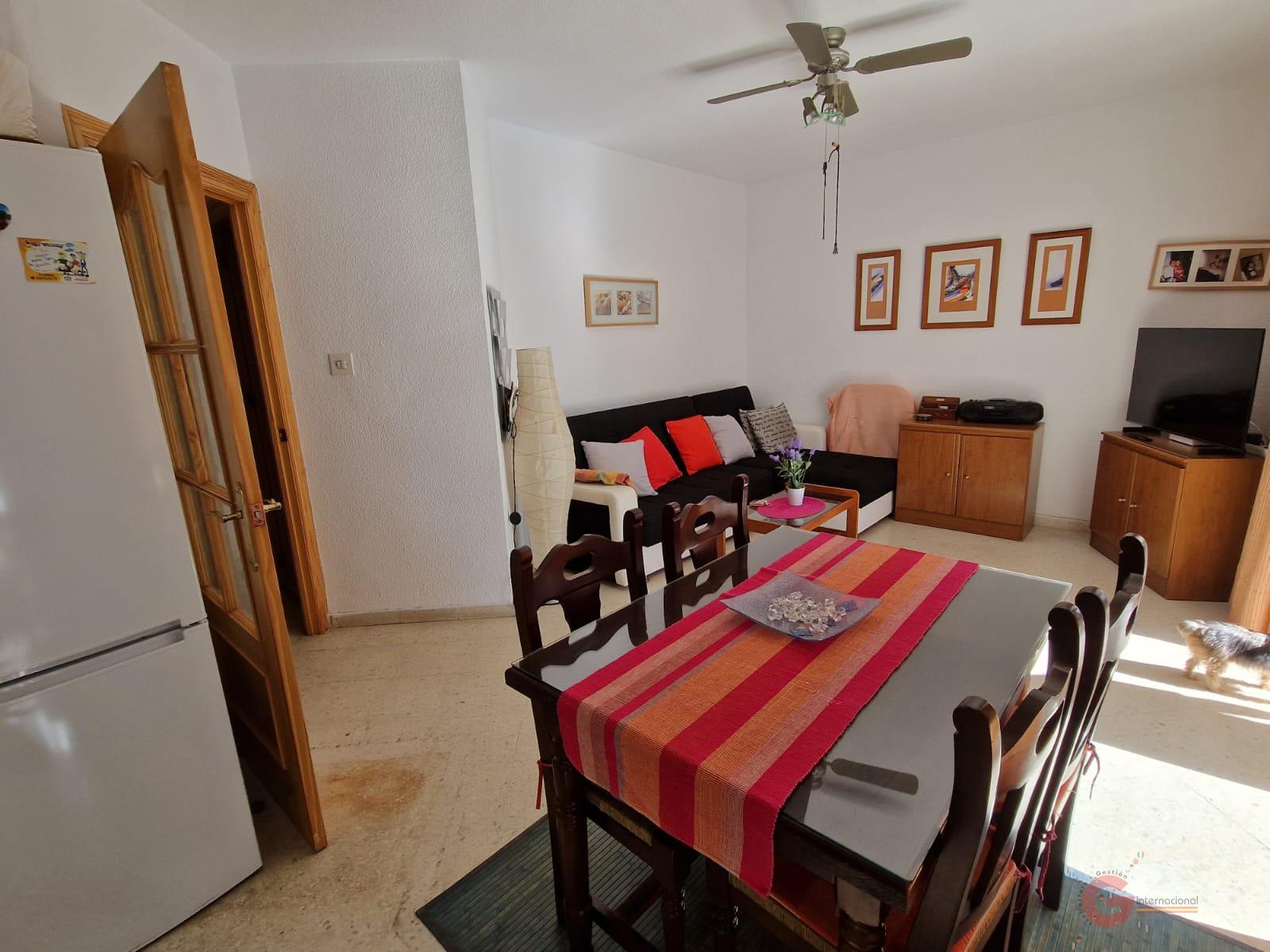 For sale of flat in Salobreña