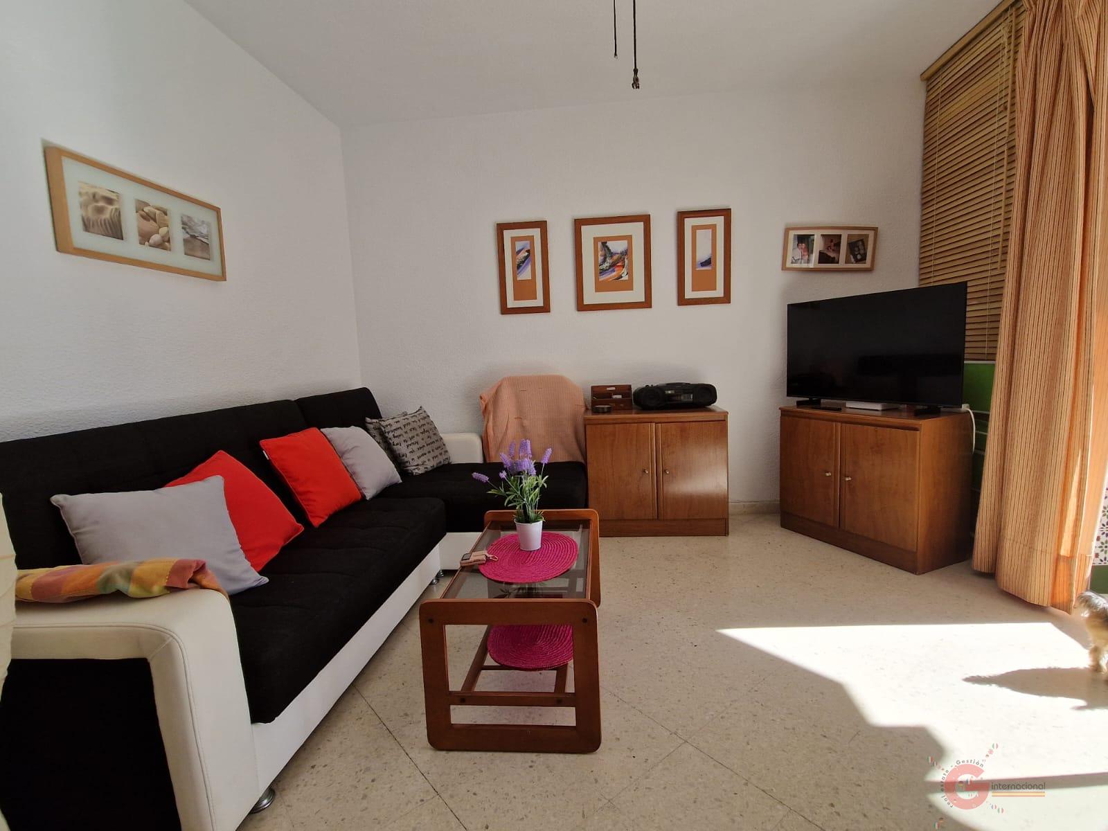 For sale of flat in Salobreña