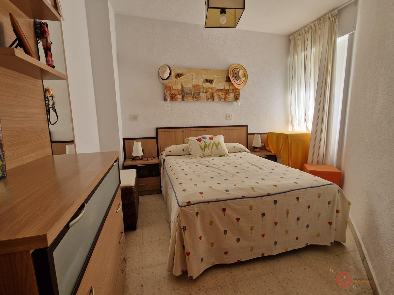 For sale of flat in Salobreña