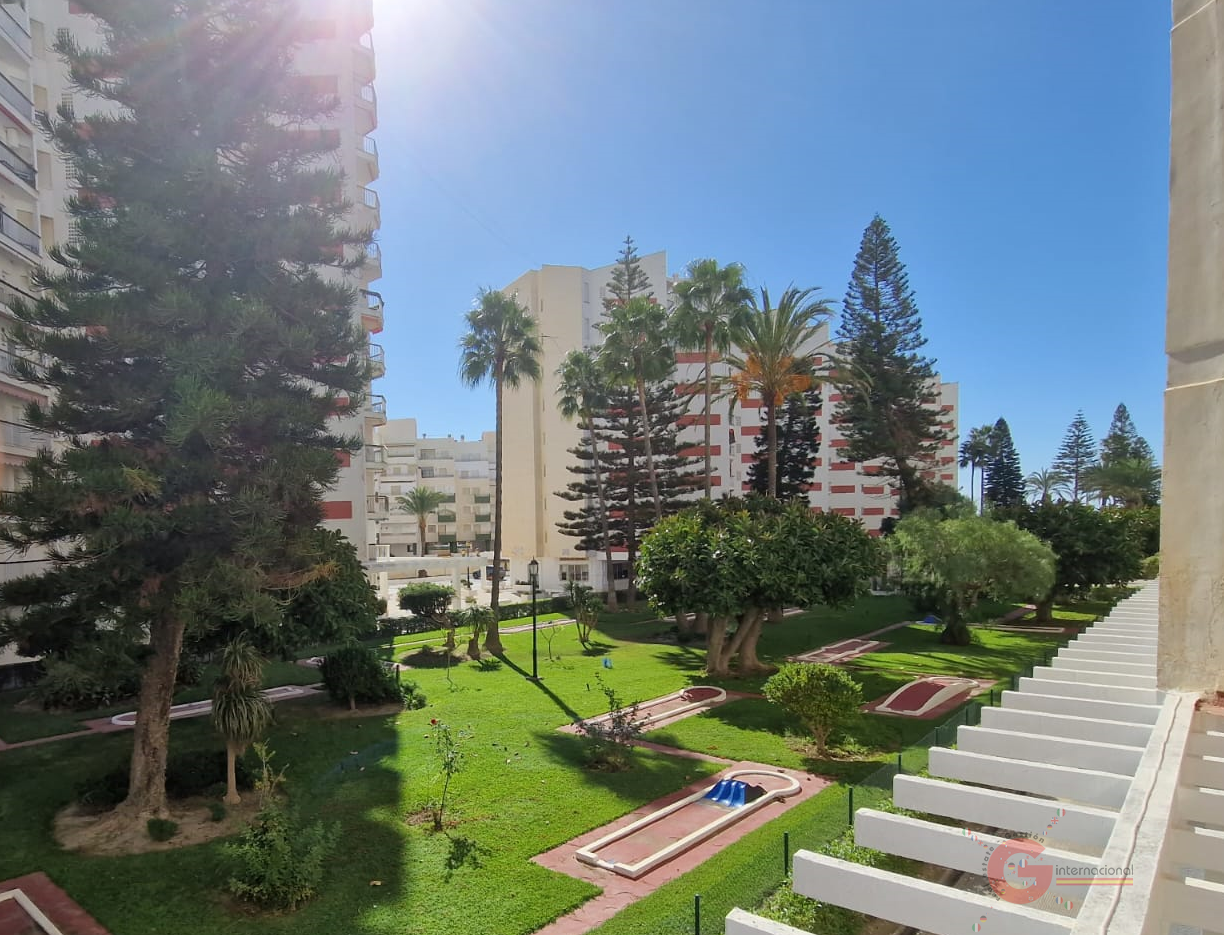 For sale of flat in Salobreña