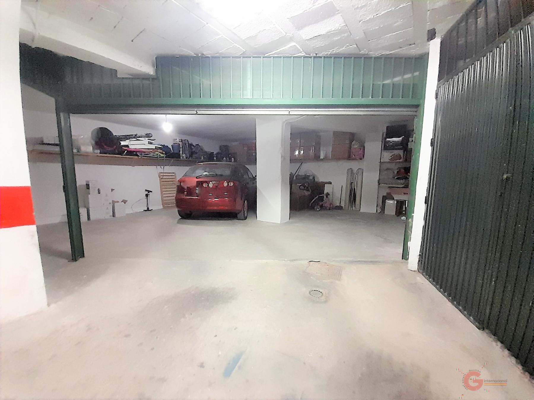 For sale of garage in Motril