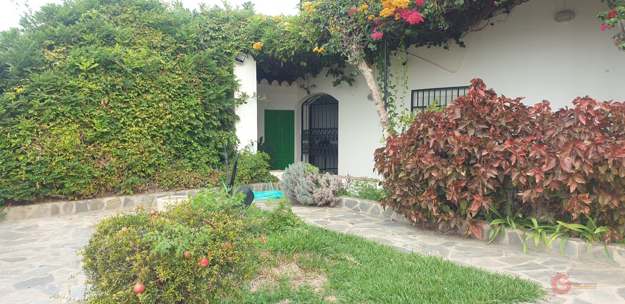 Venta de casa en Salobreña