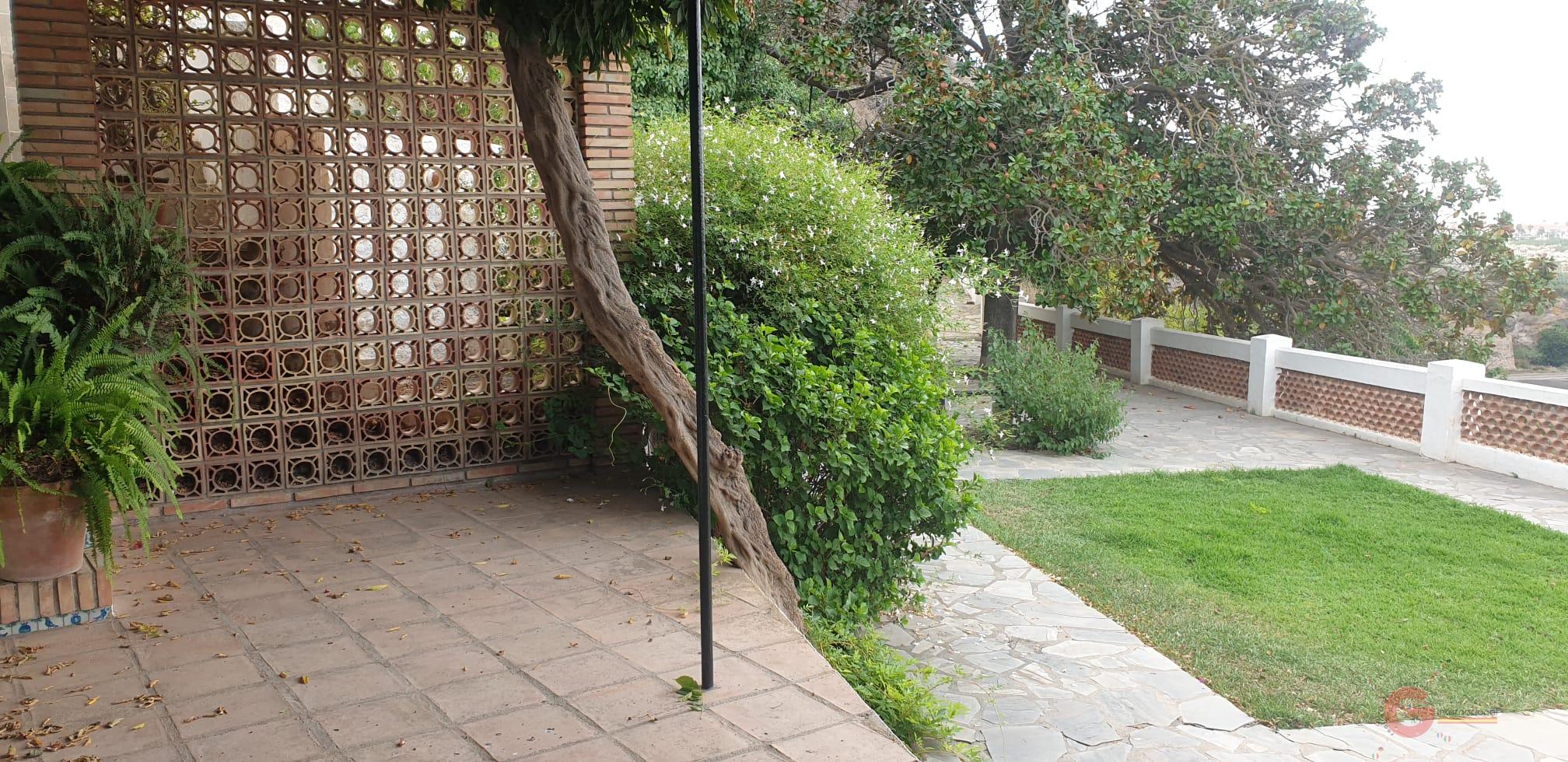 Venta de casa en Salobreña