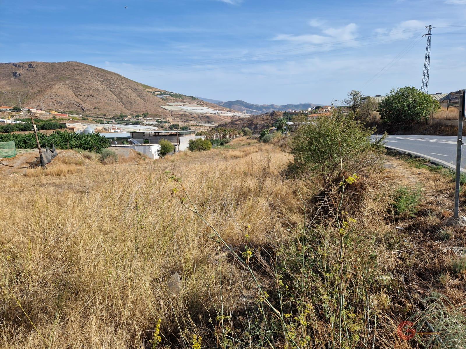For sale of land in Molvízar