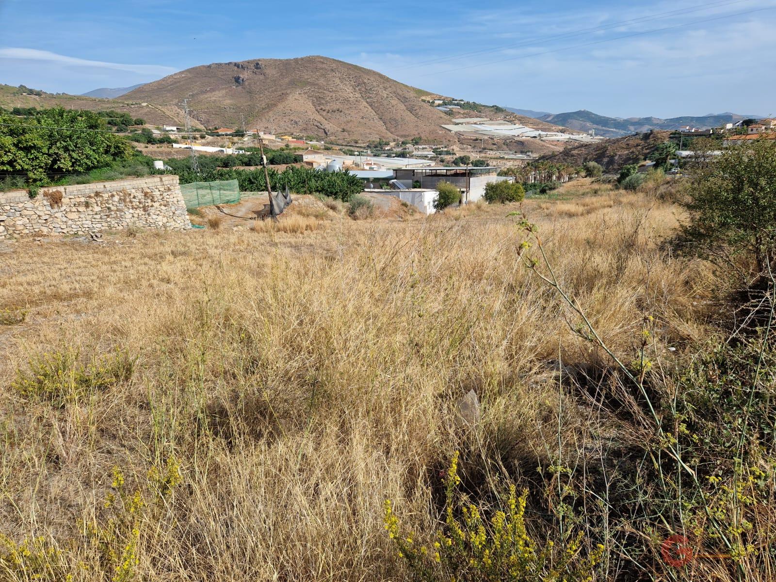 For sale of land in Molvízar