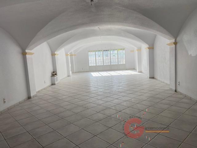 For sale of commercial in La Herradura