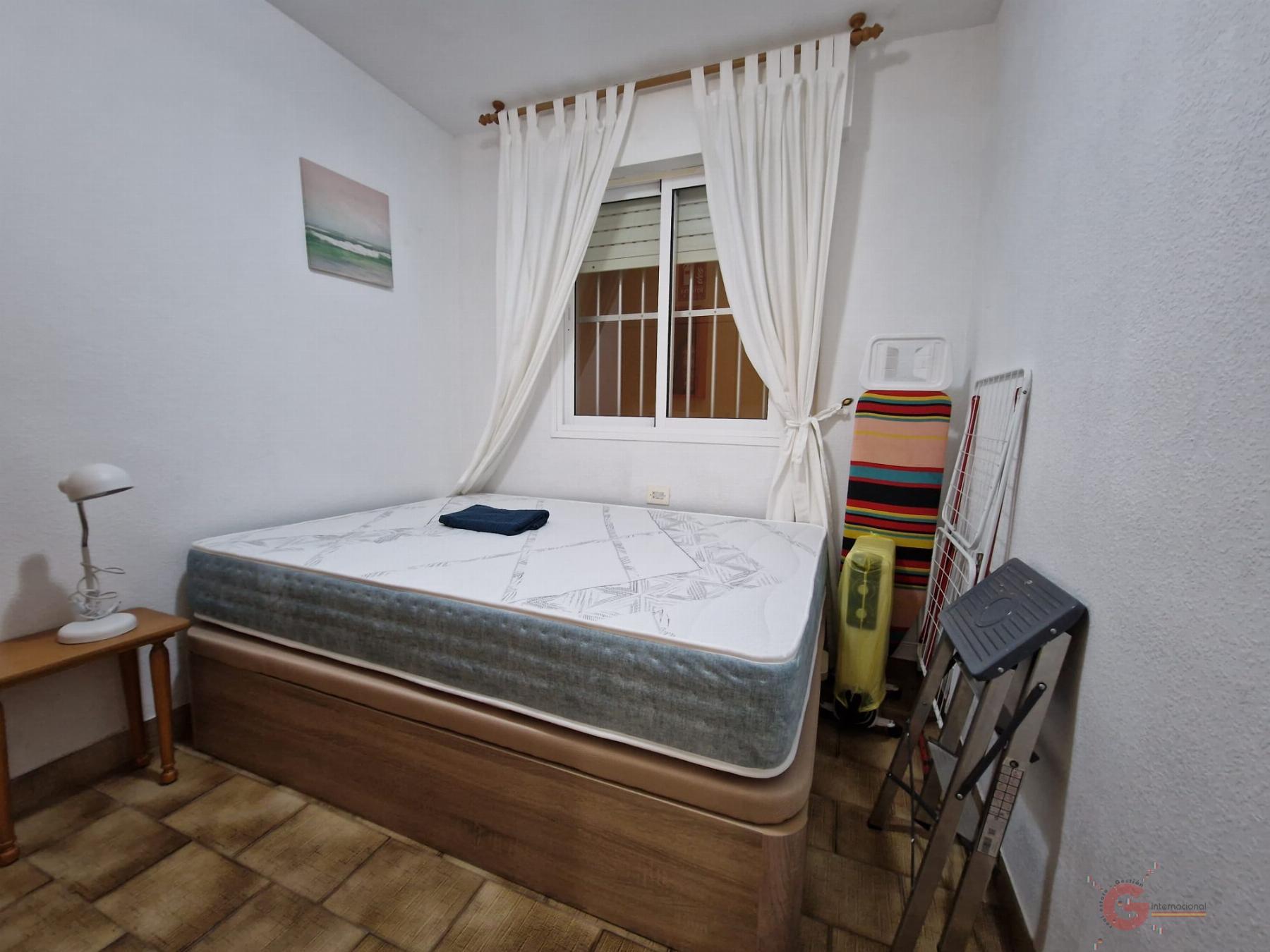 For sale of flat in Salobreña
