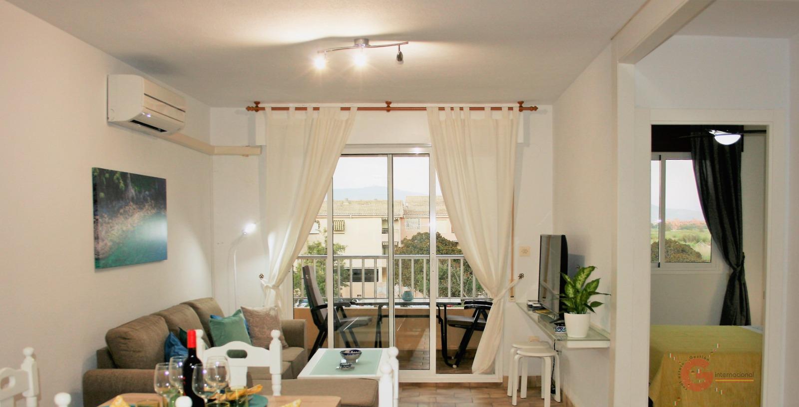For sale of flat in Salobreña