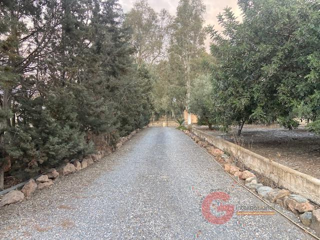 For sale of rural property in Órgiva