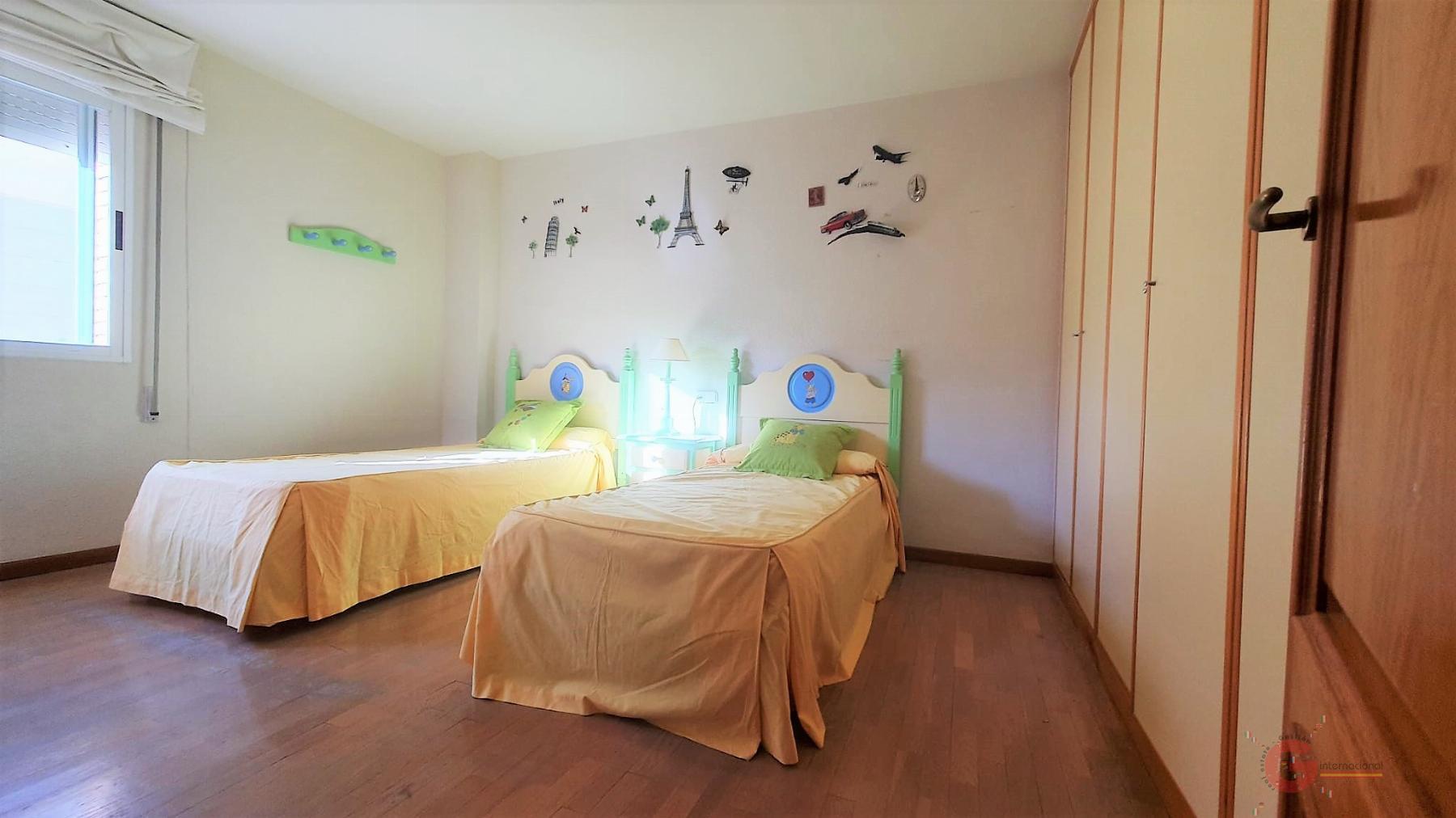 For sale of flat in Motril
