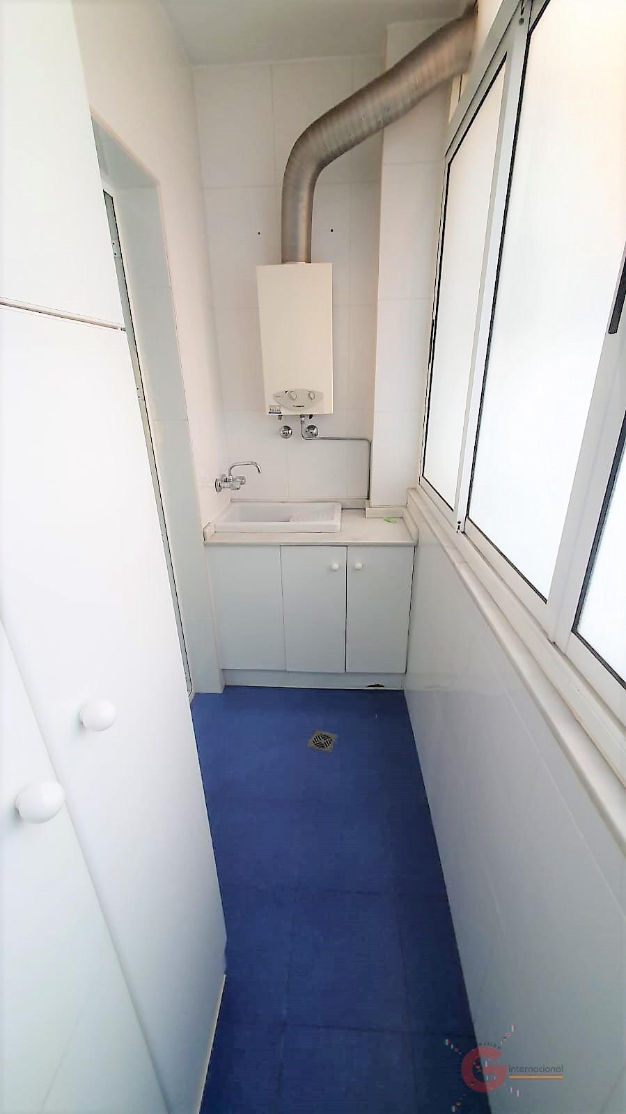 For sale of flat in Motril