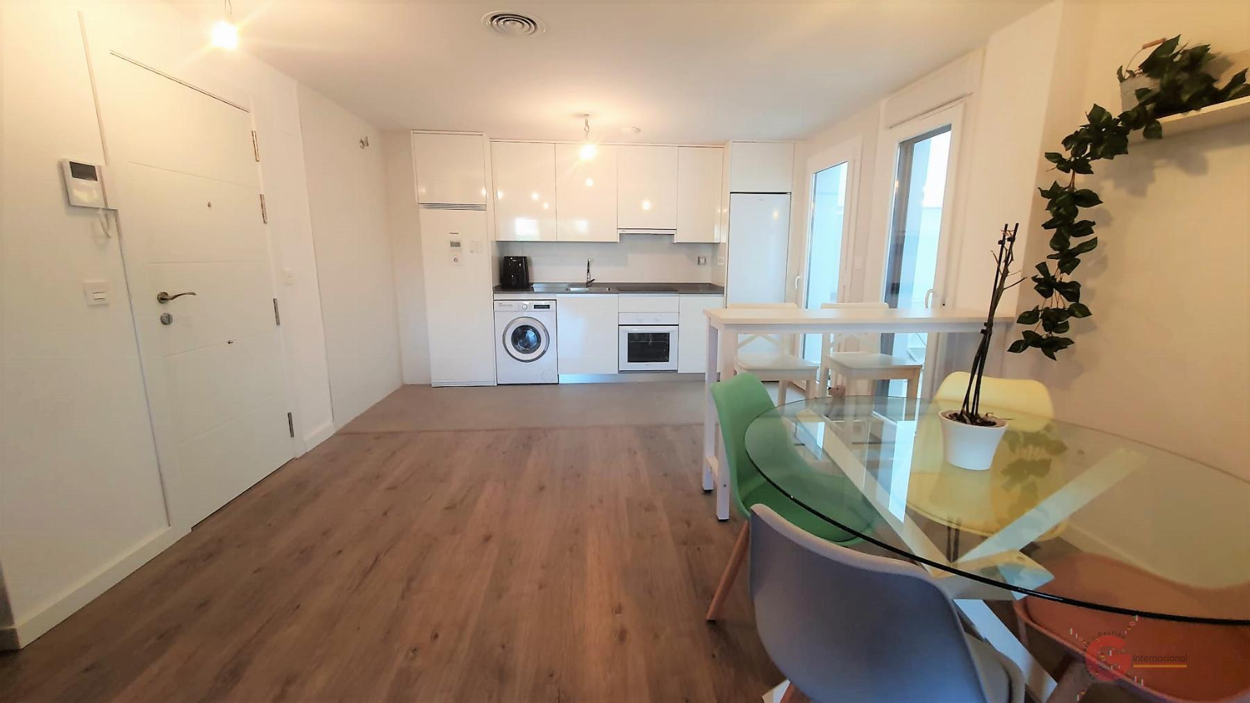 For sale of flat in Motril