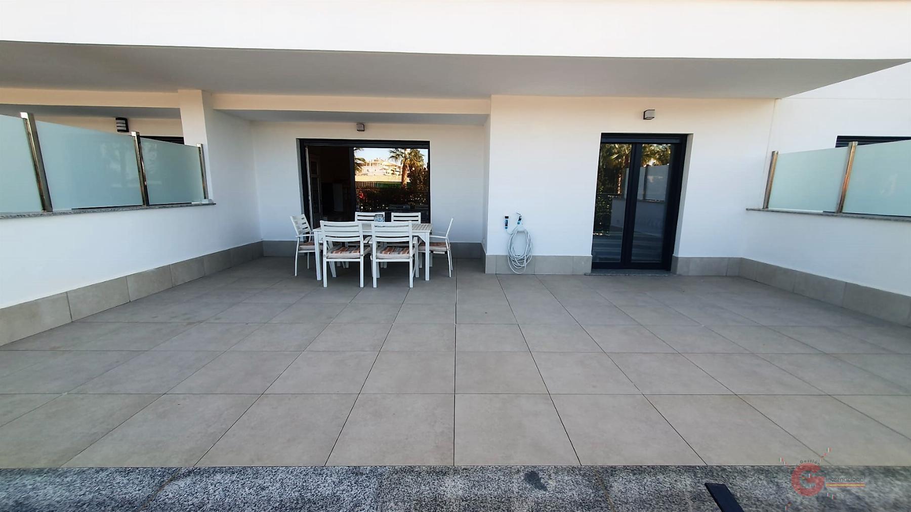 For sale of flat in Motril
