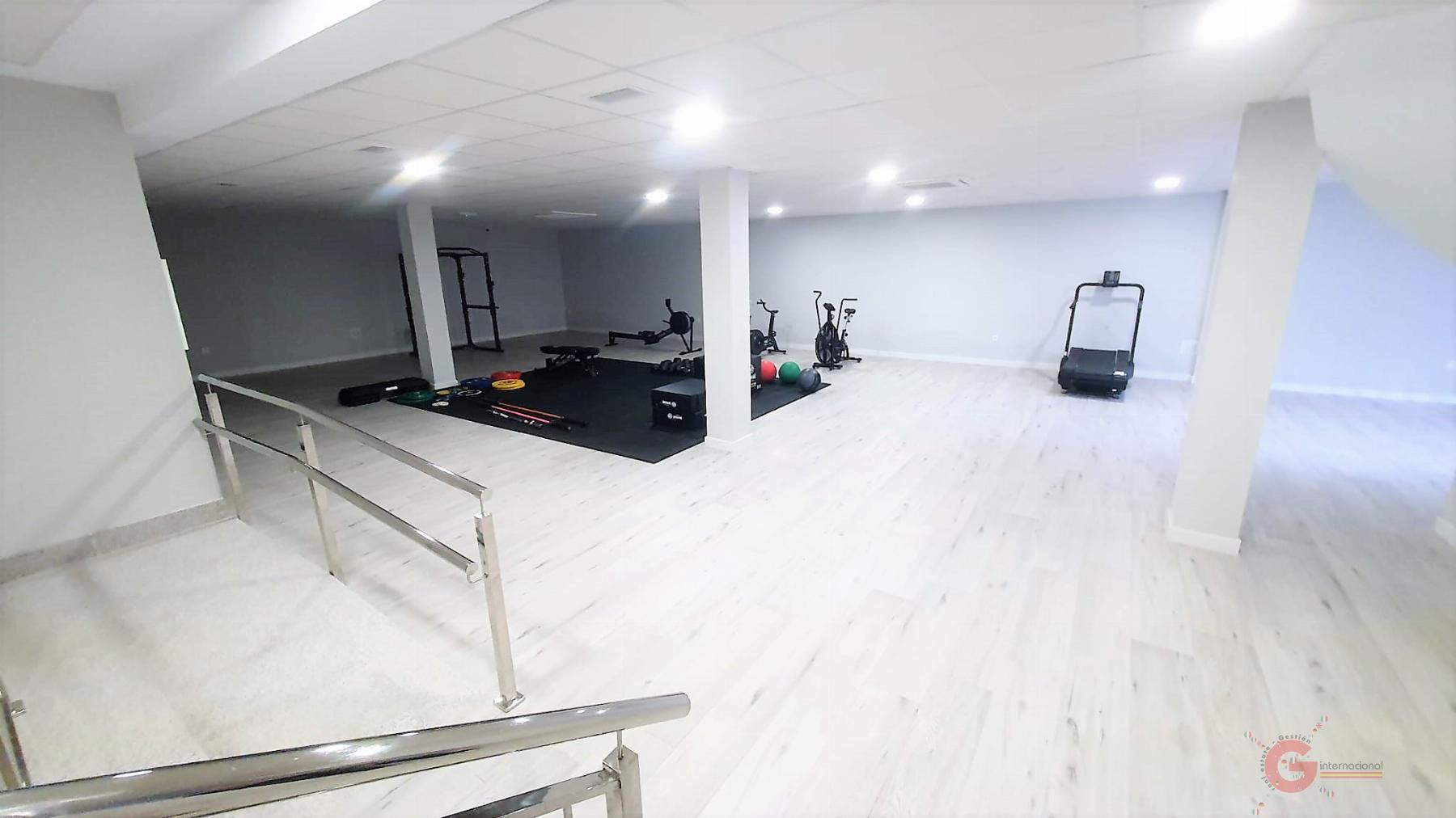 For sale of flat in Motril