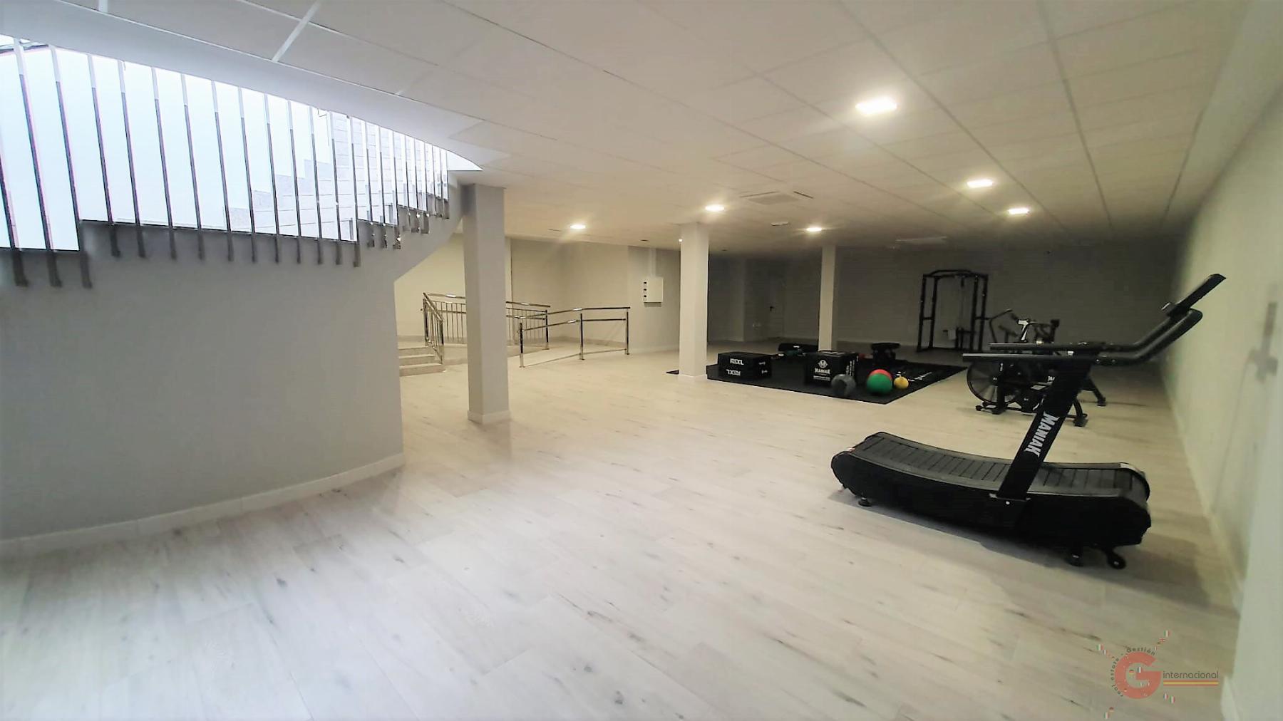 For sale of flat in Motril