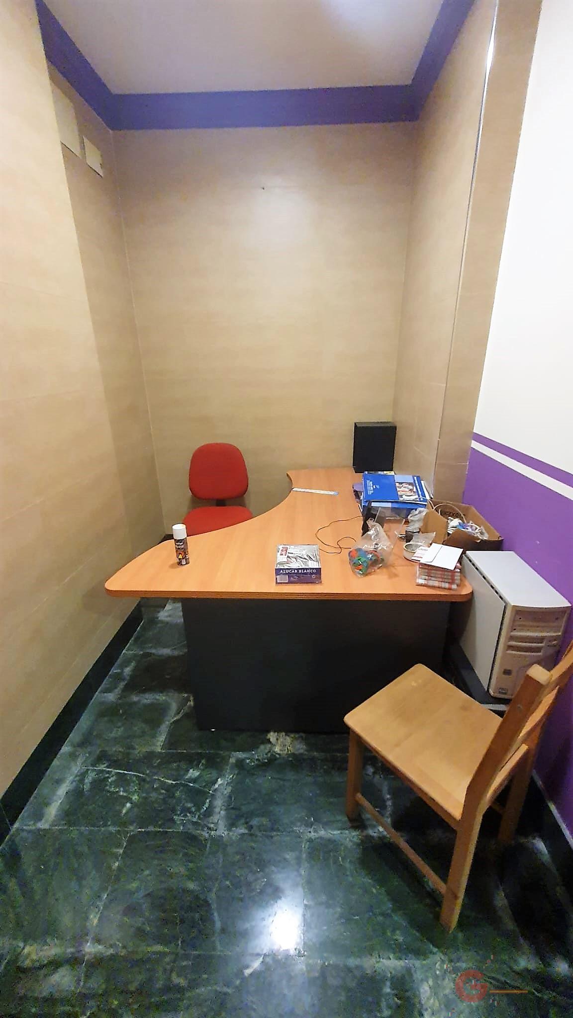 For sale of commercial in Motril