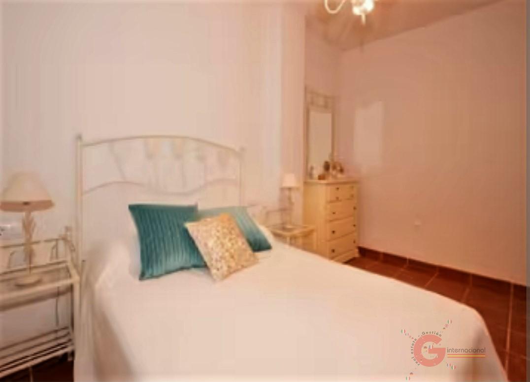 For sale of house in Gualchos