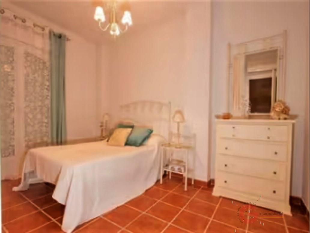 For sale of house in Gualchos