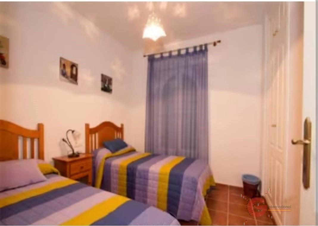 For sale of house in Gualchos