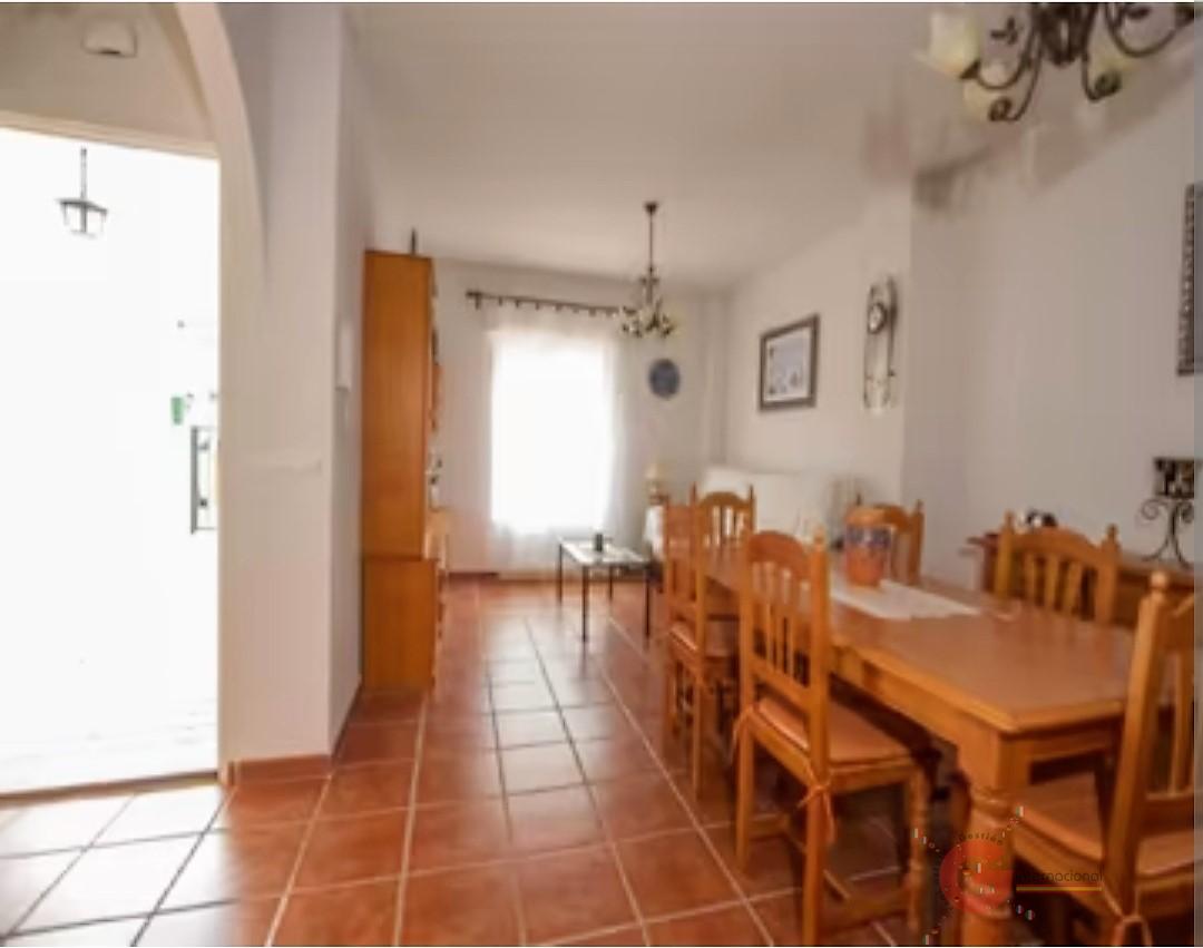 For sale of house in Gualchos