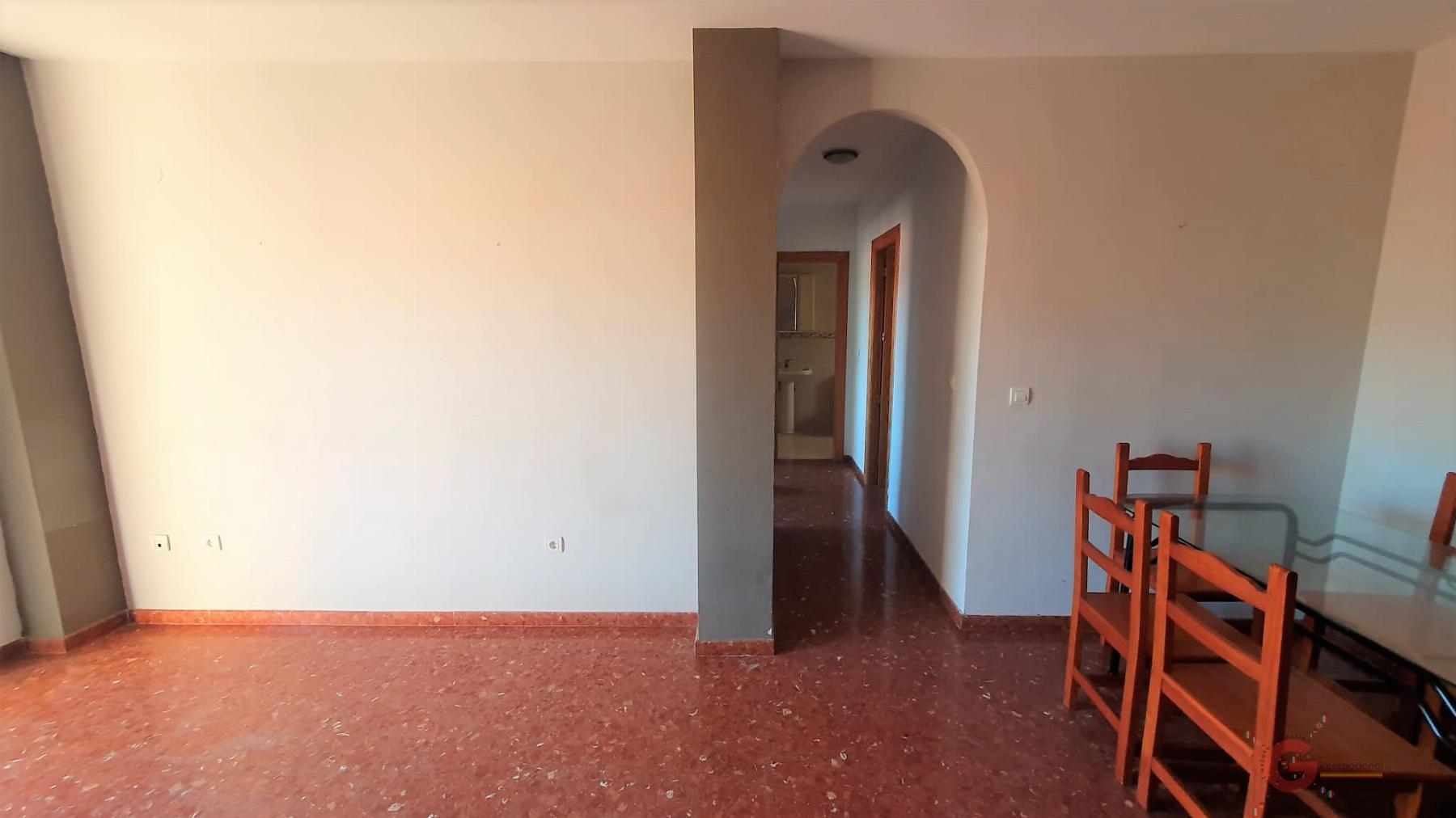 For sale of flat in Motril