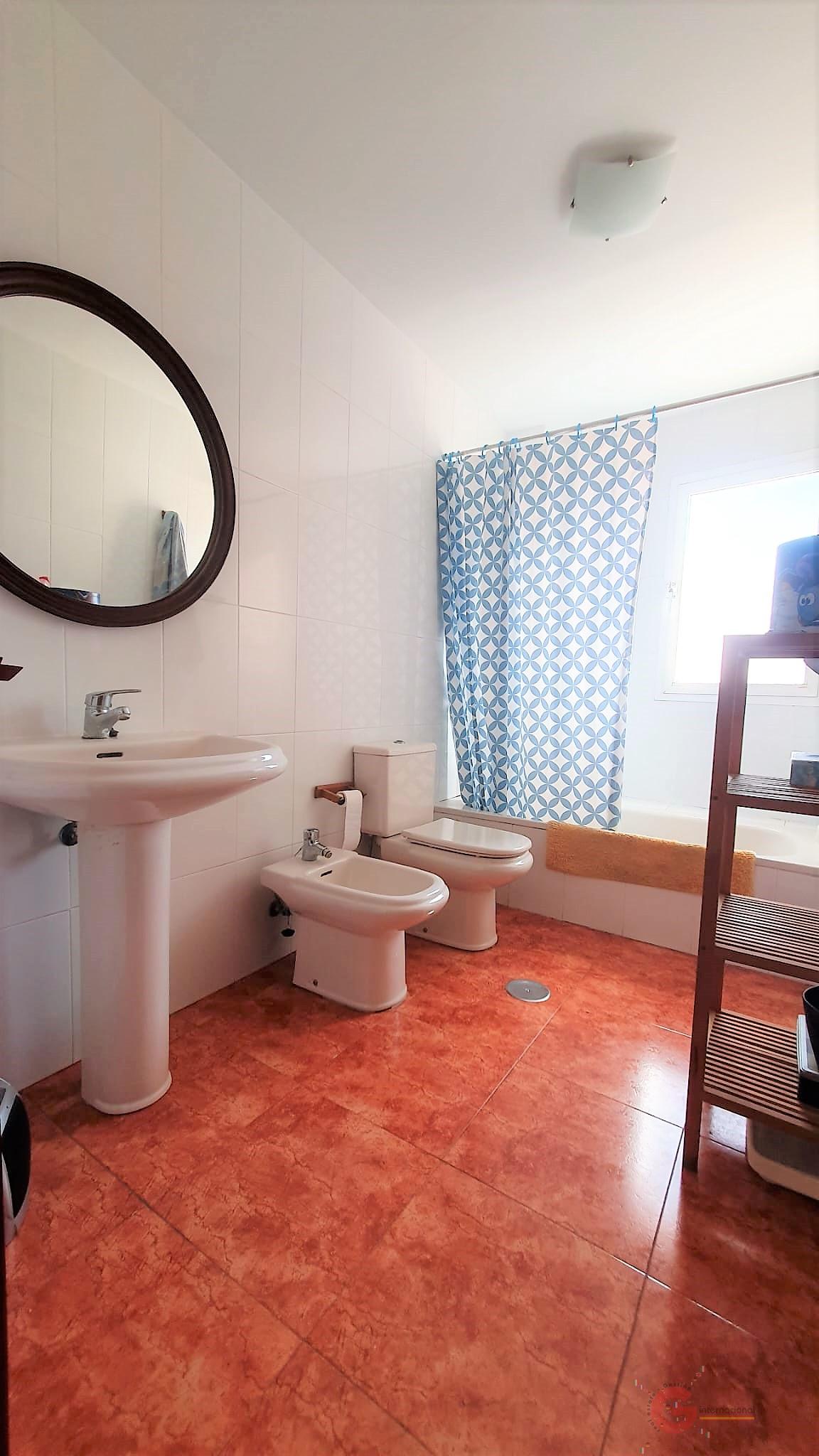 For sale of house in Motril