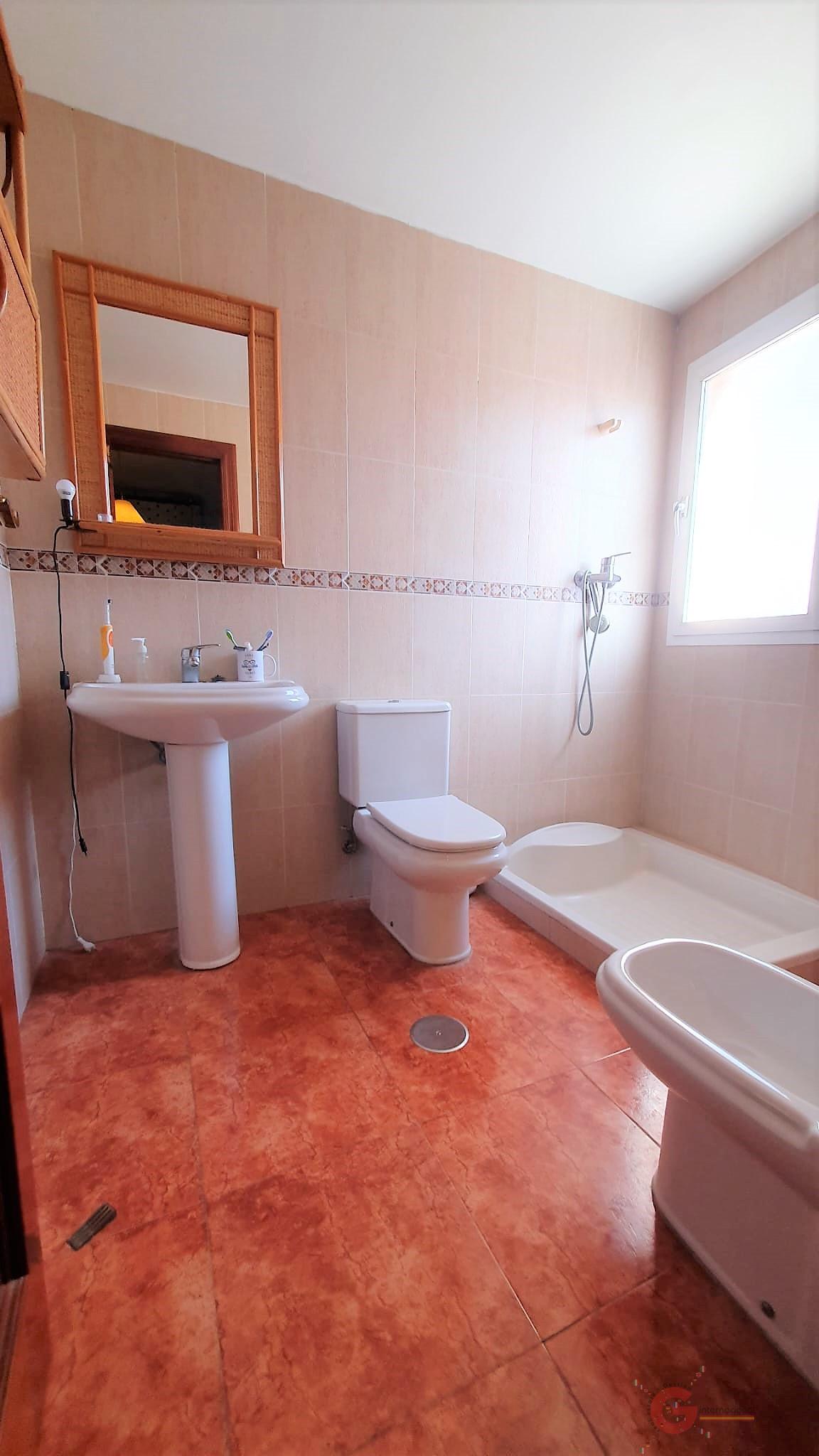 For sale of house in Motril