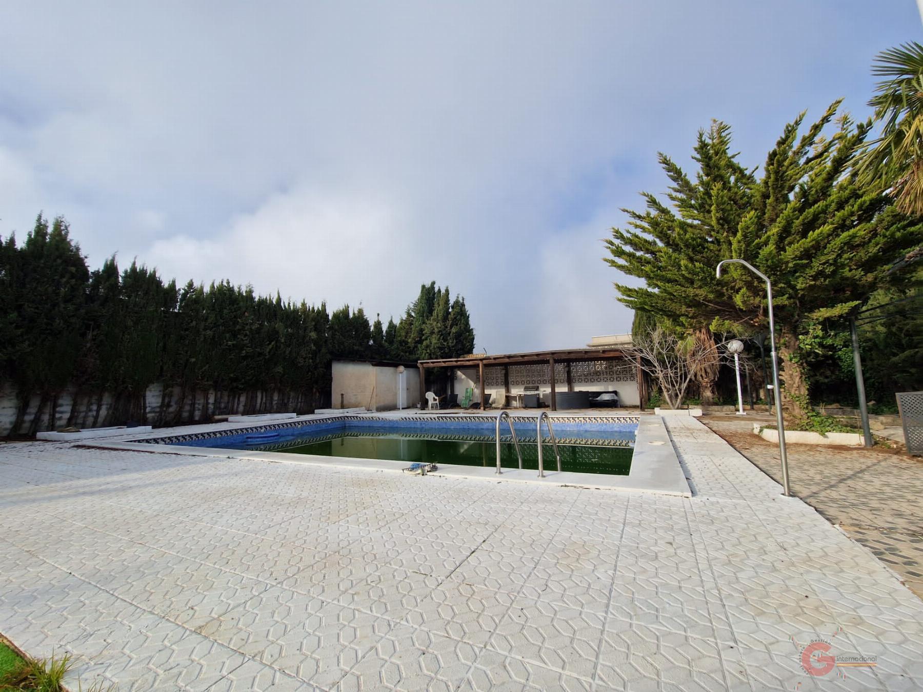 For sale of chalet in Gójar