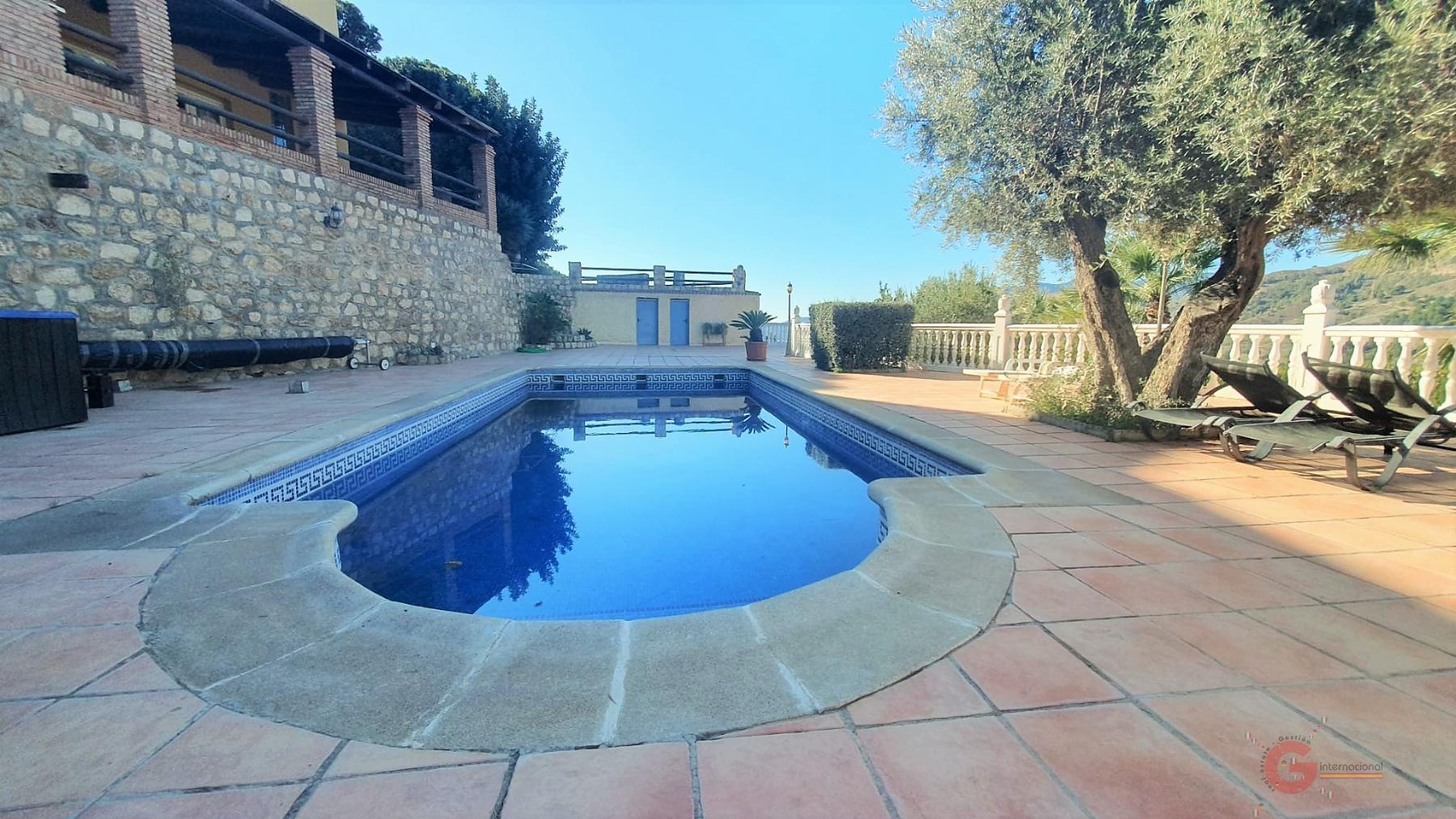For sale of rural property in Vélez de Benaudalla