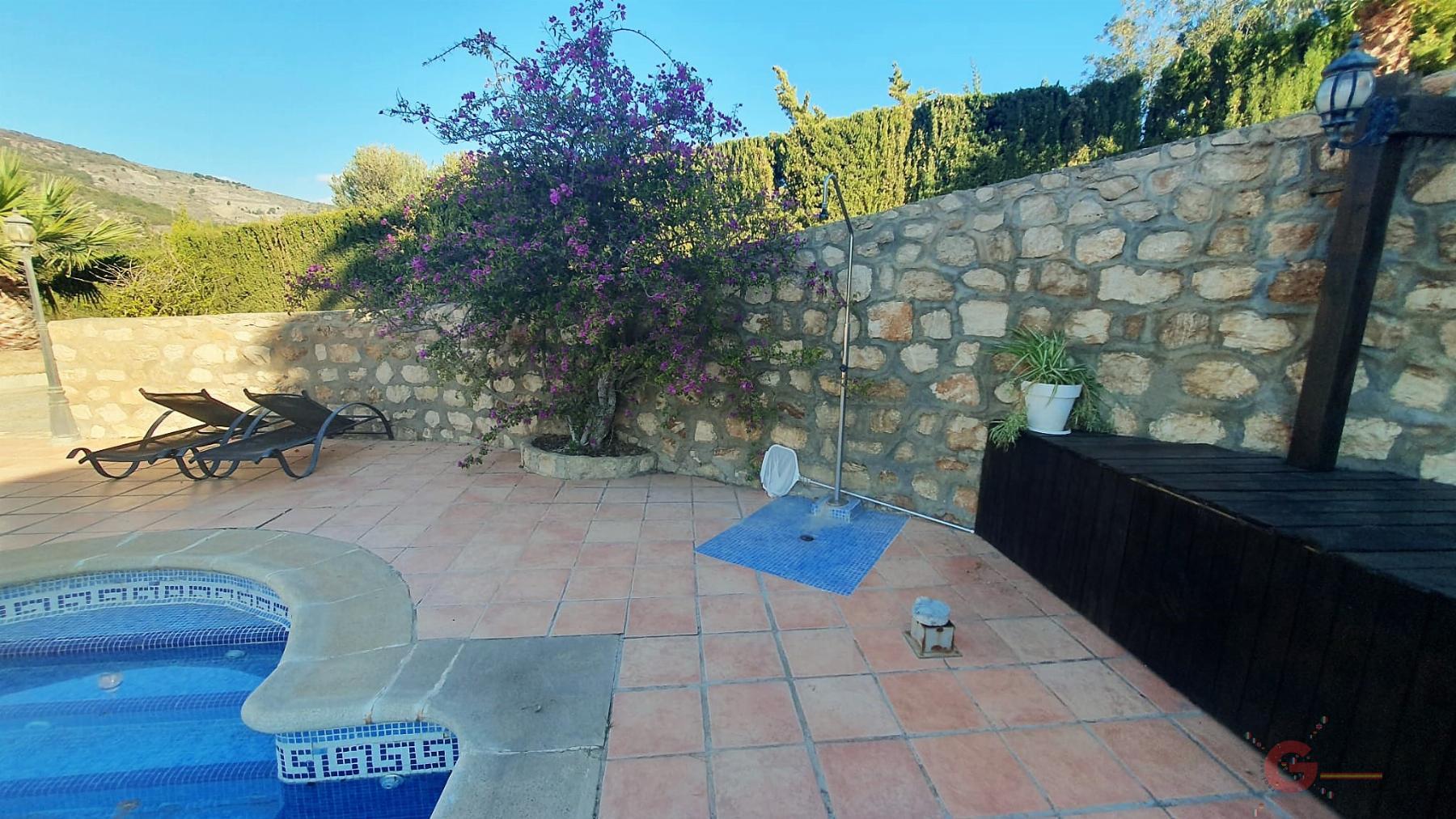 For sale of rural property in Vélez de Benaudalla