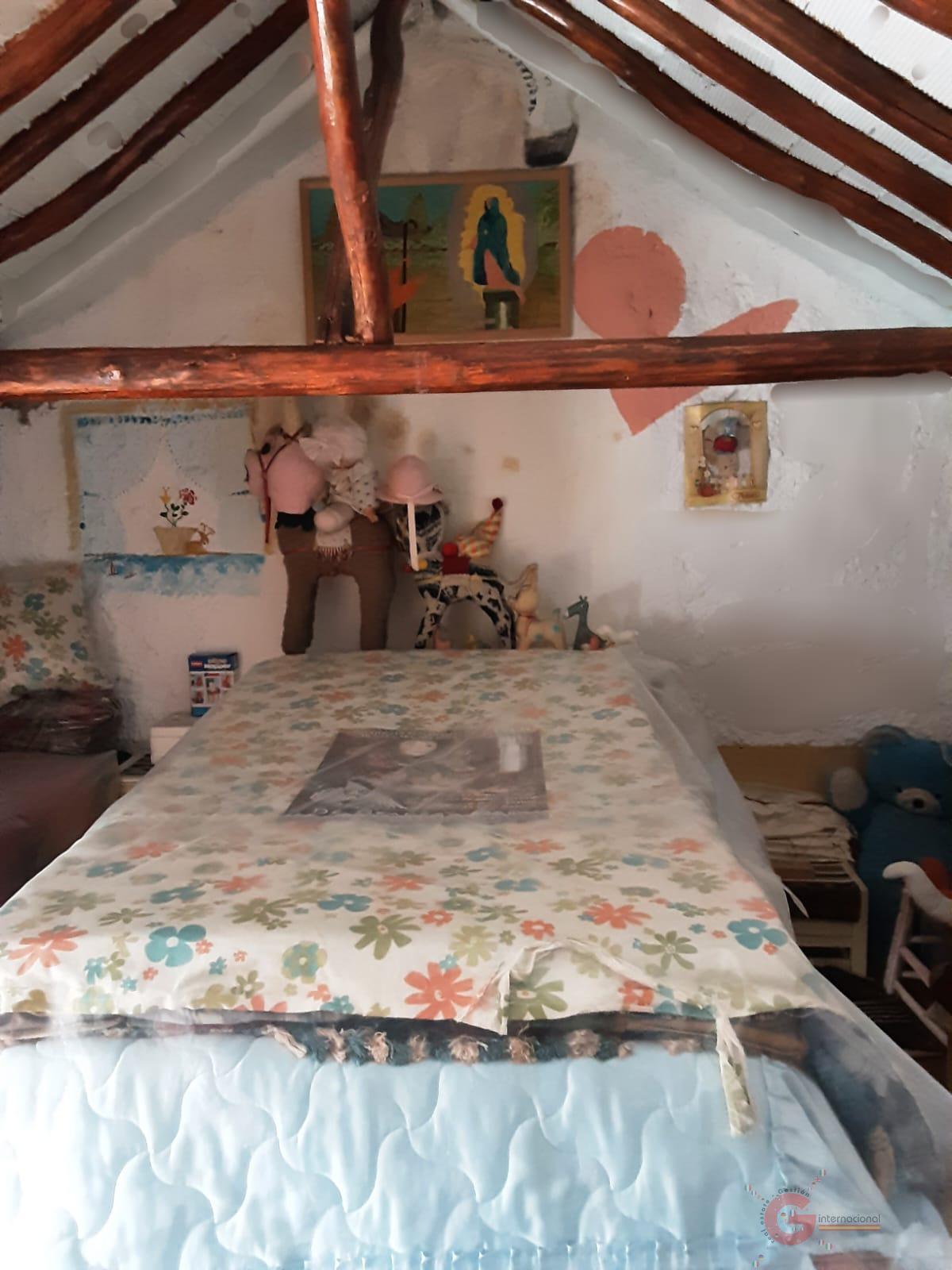 For sale of rural property in Illora
