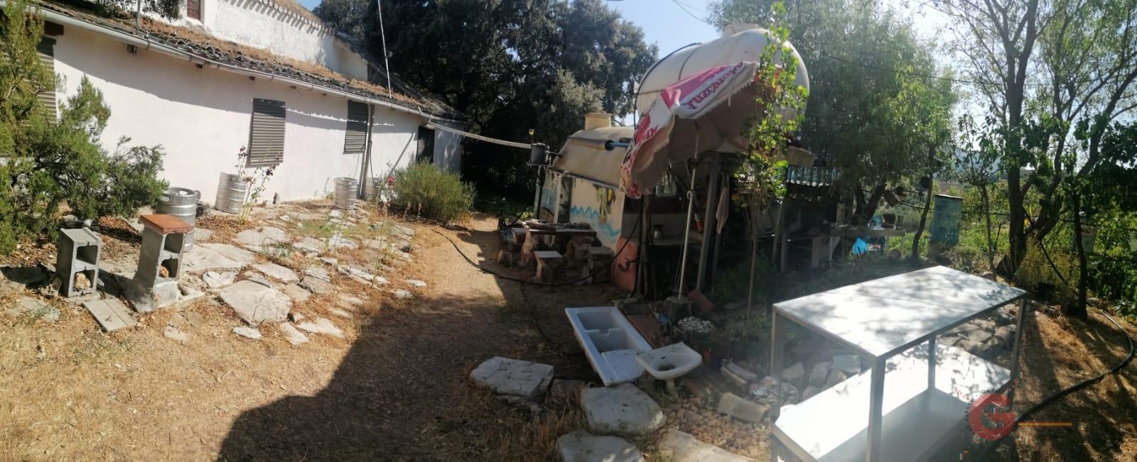 For sale of rural property in Illora