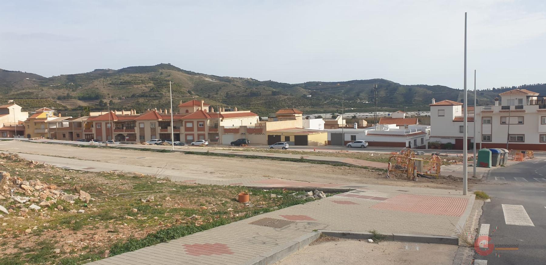 Vendita di terreno in Lobres