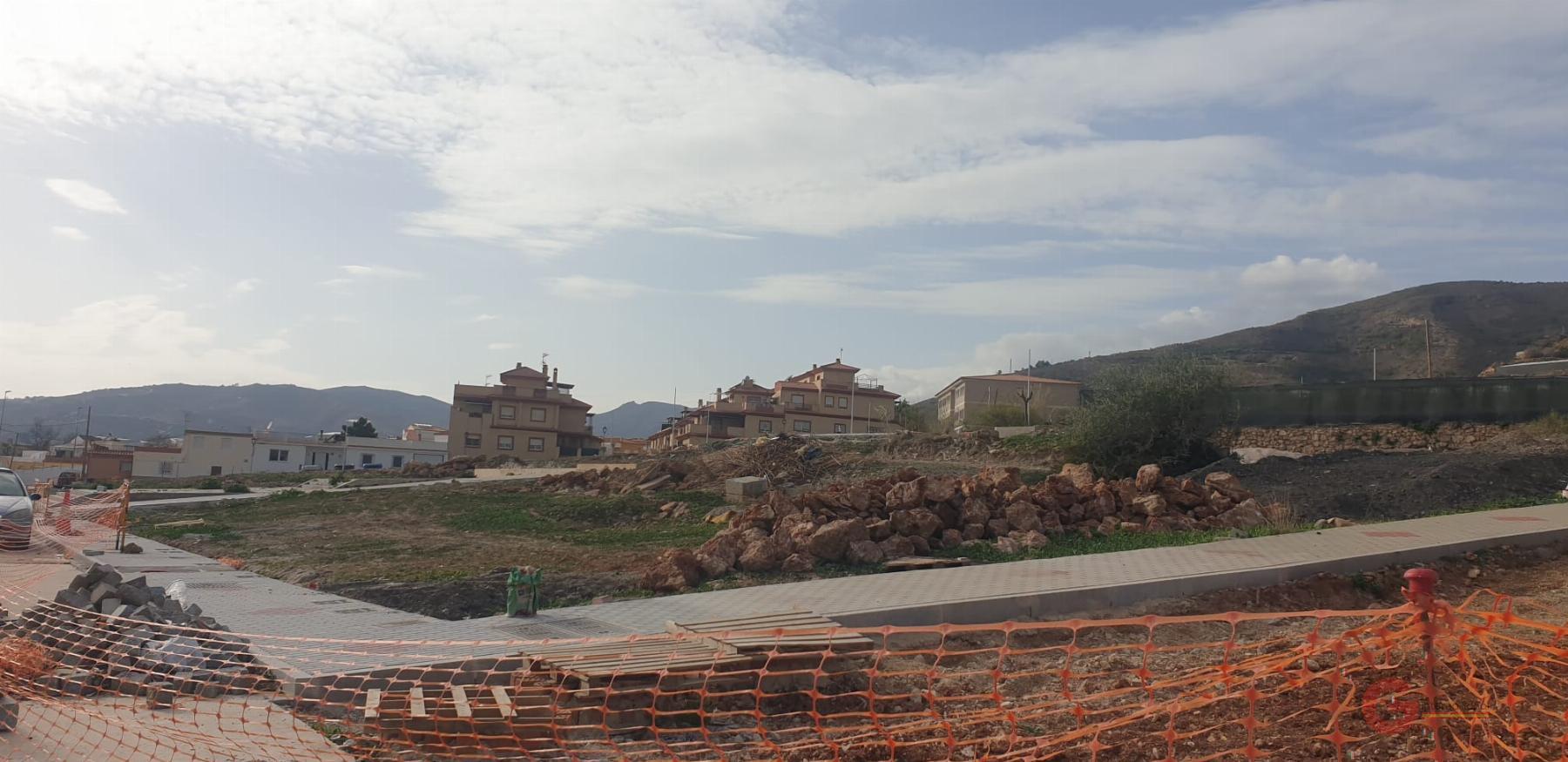 Vendita di terreno in Lobres