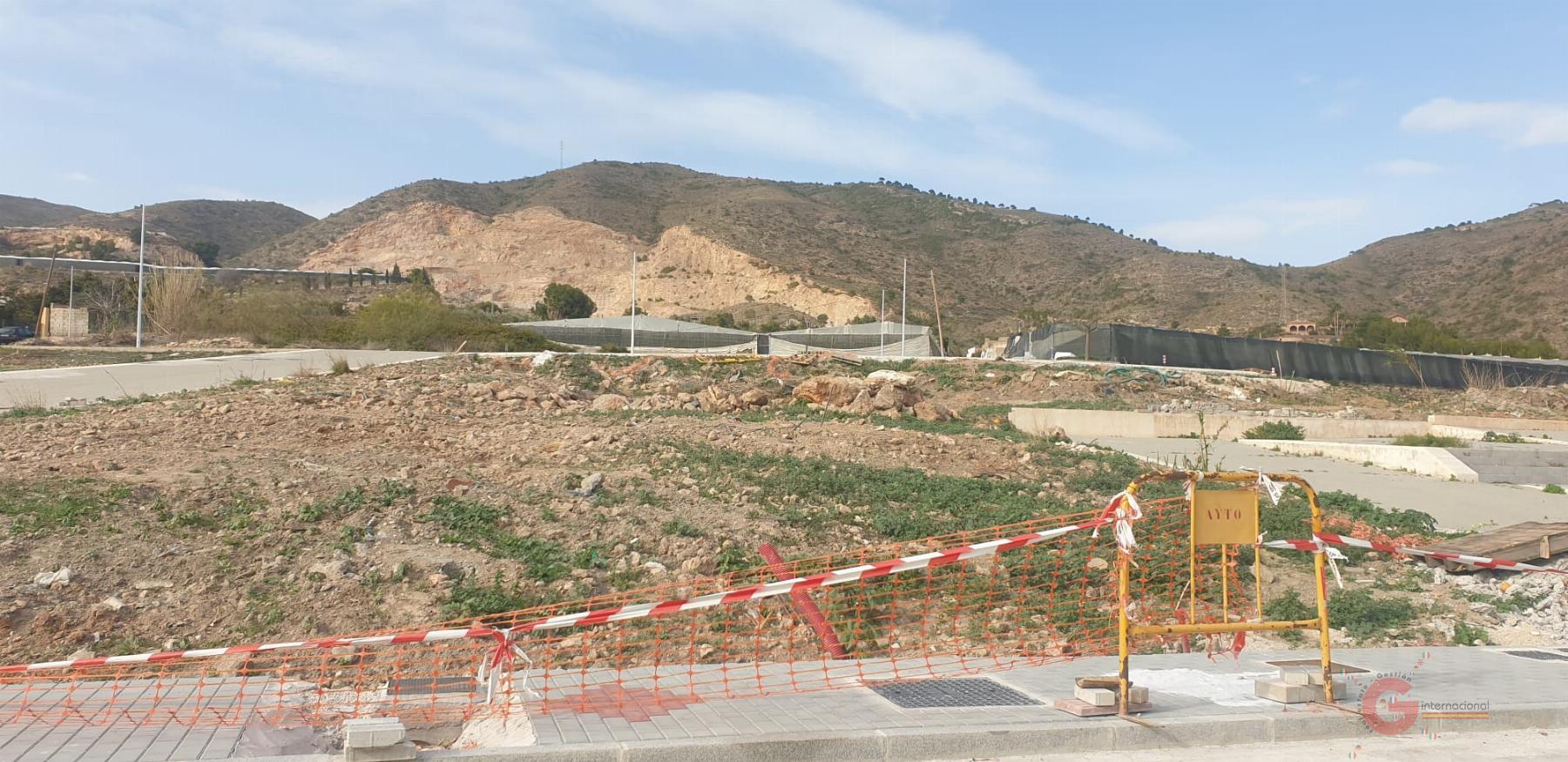 Vendita di terreno in Lobres